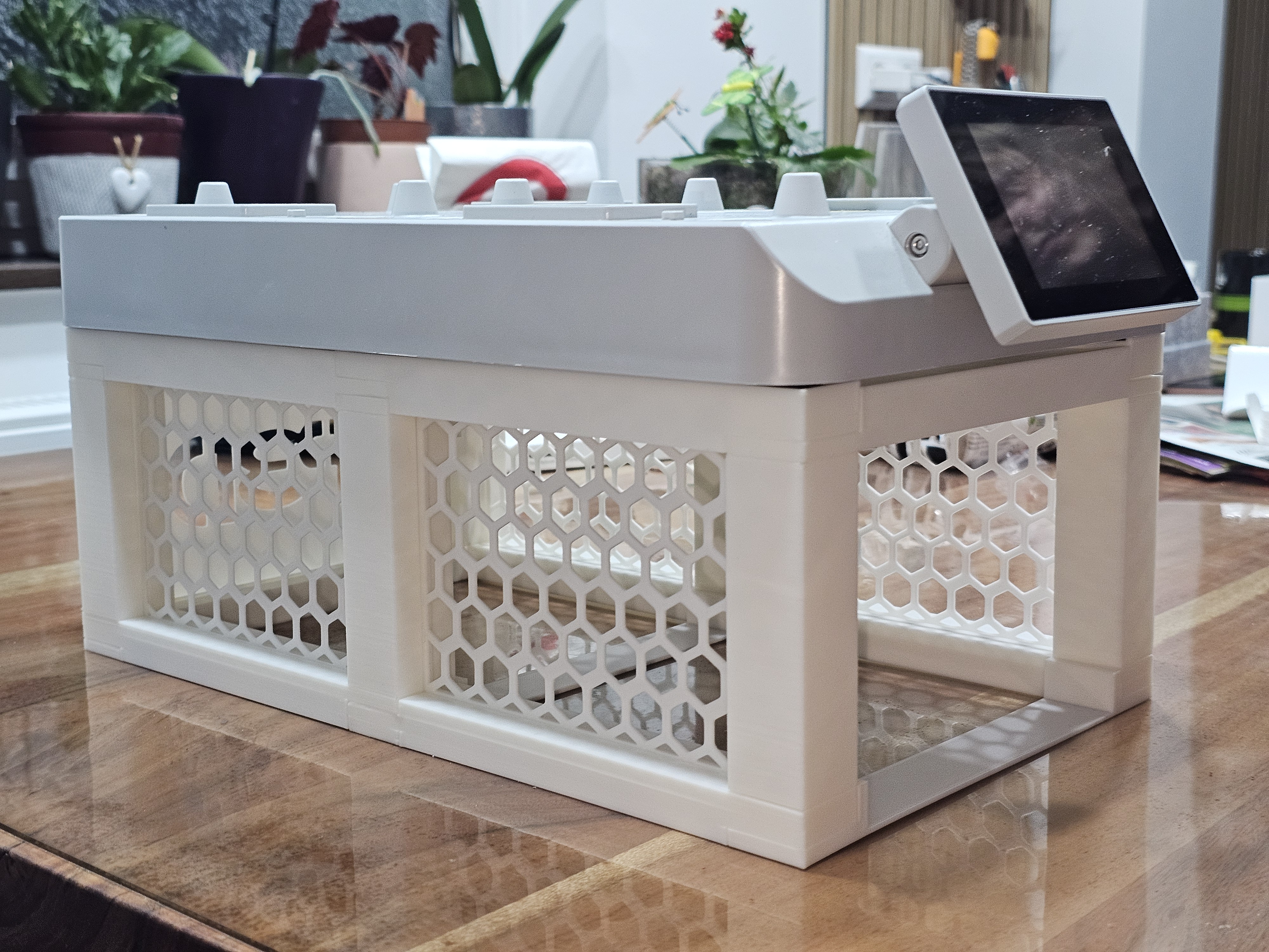 Miniatura 2 do modelo 3D Chitu E1 Stand - beta 0.1