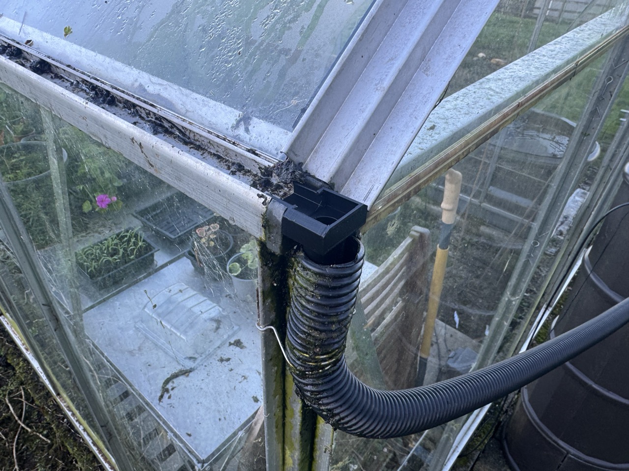 Greenhouse Gutter Downspout (25mm) 3D model