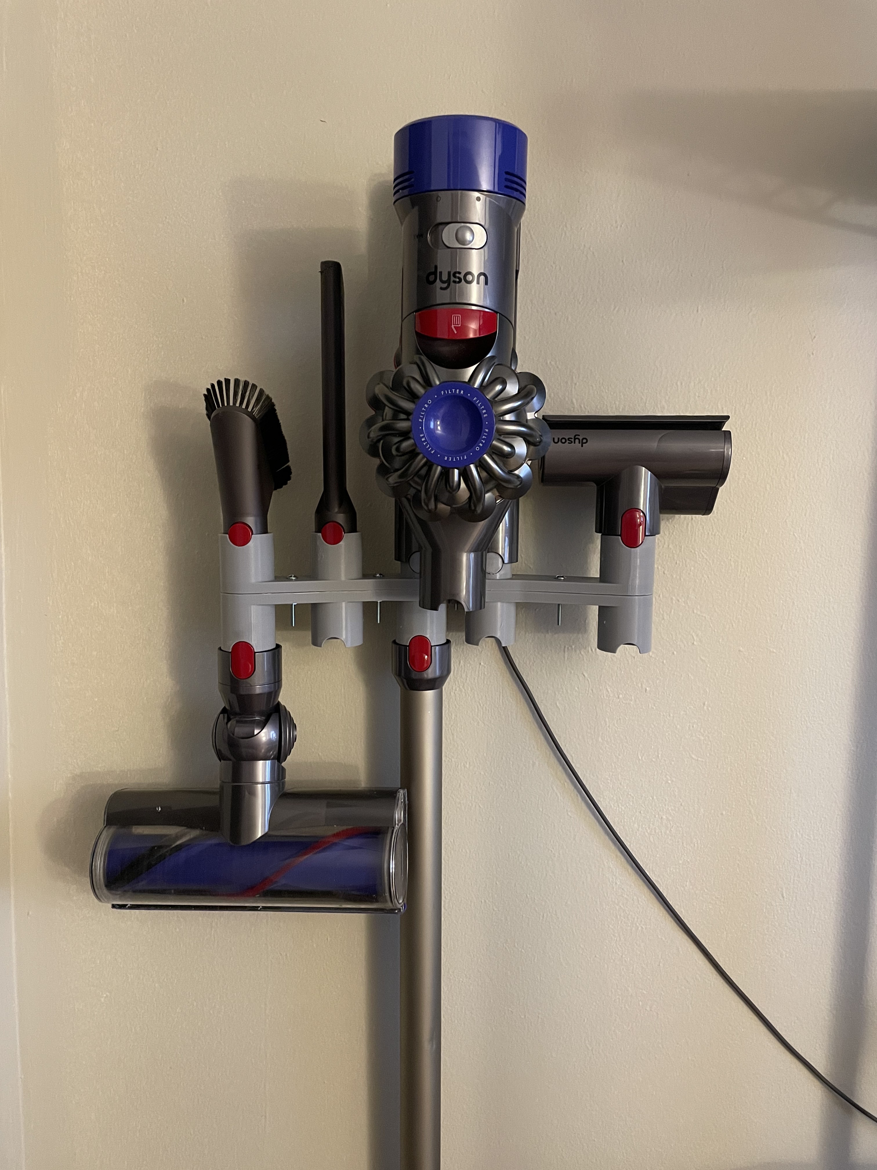 Dyson V8 Accessory Holder (Remix)