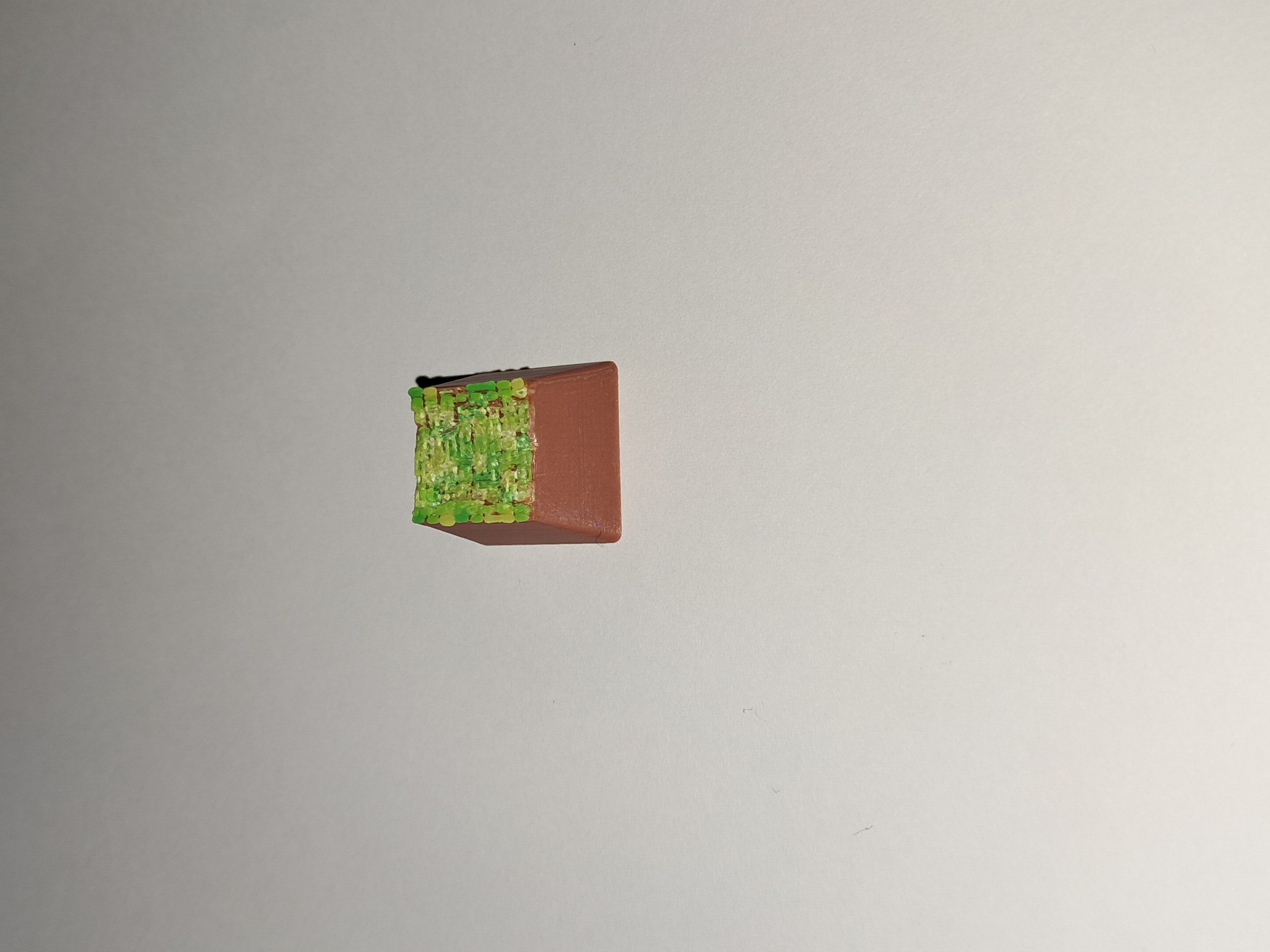 Miniatura 4 do modelo 3D Keycap Minecraft Grass