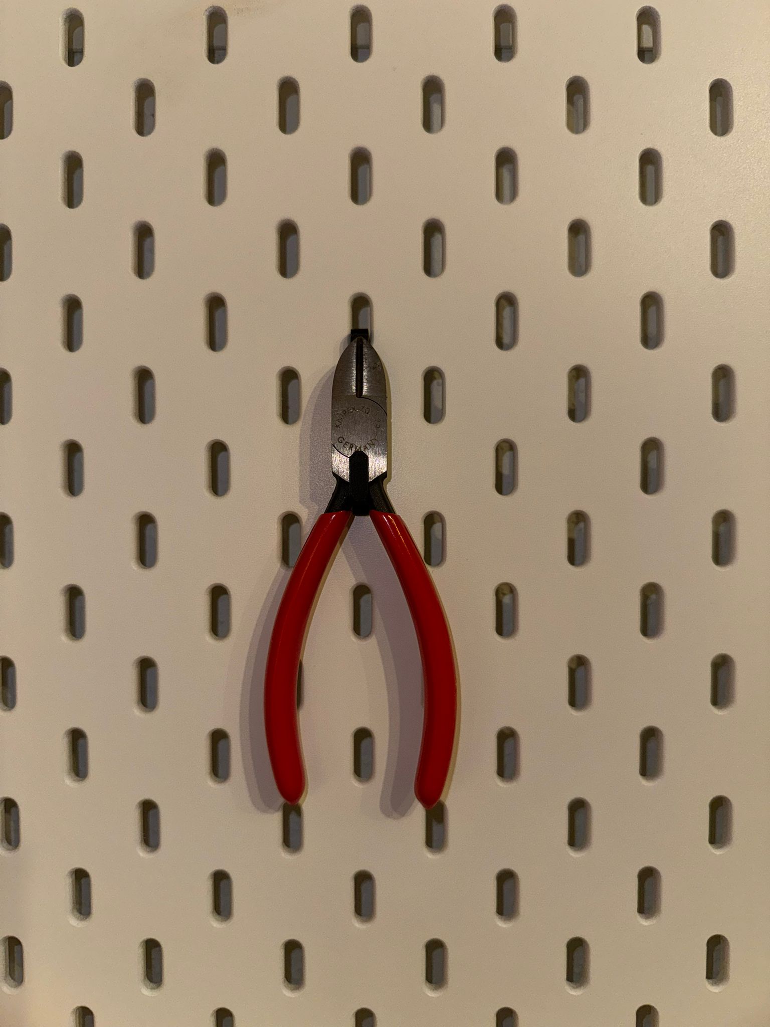 KNIPEX 70 125 Holder for IKEA SKADIS Pegboard