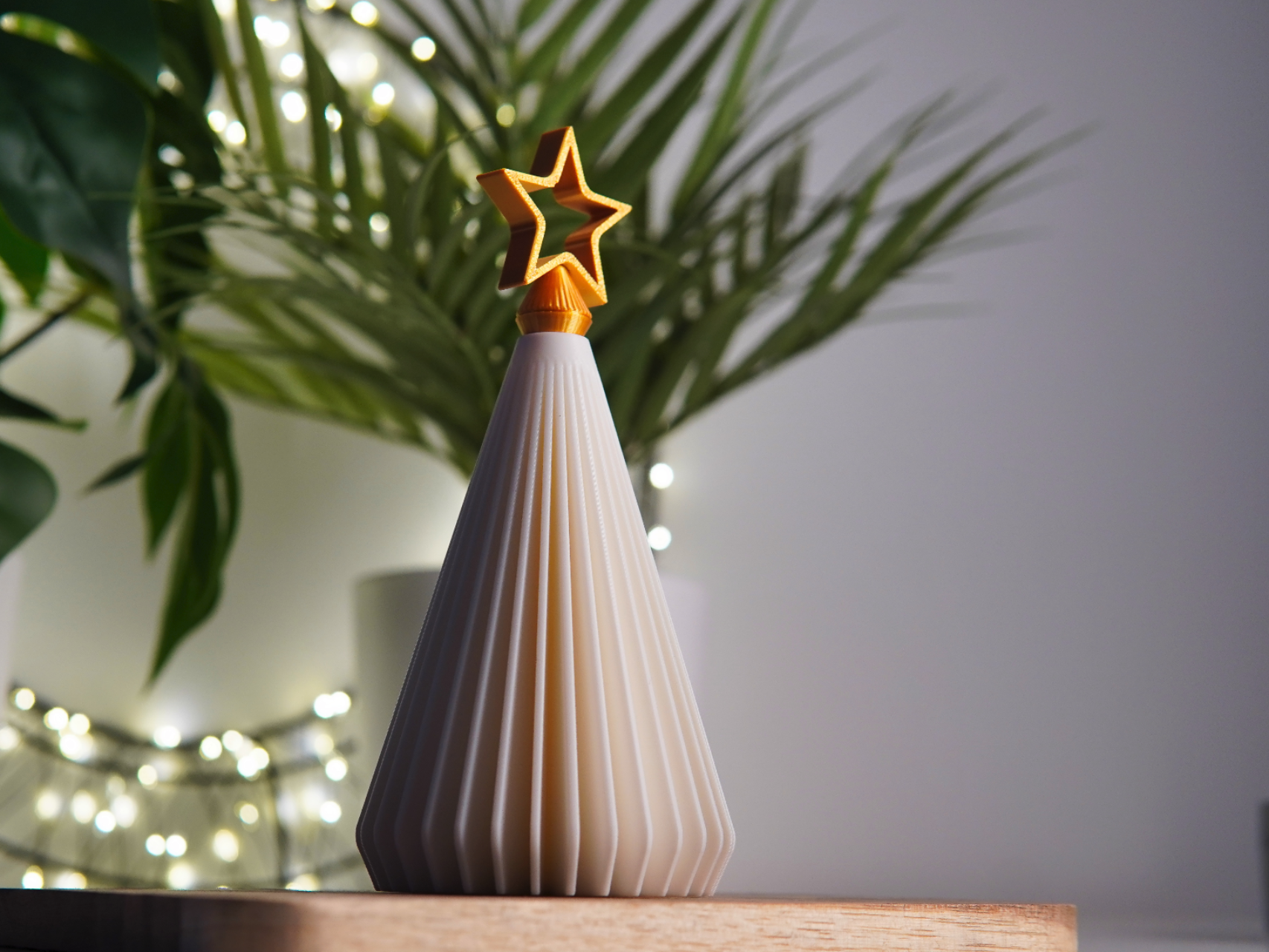 Small Geometric Christmas Tree
