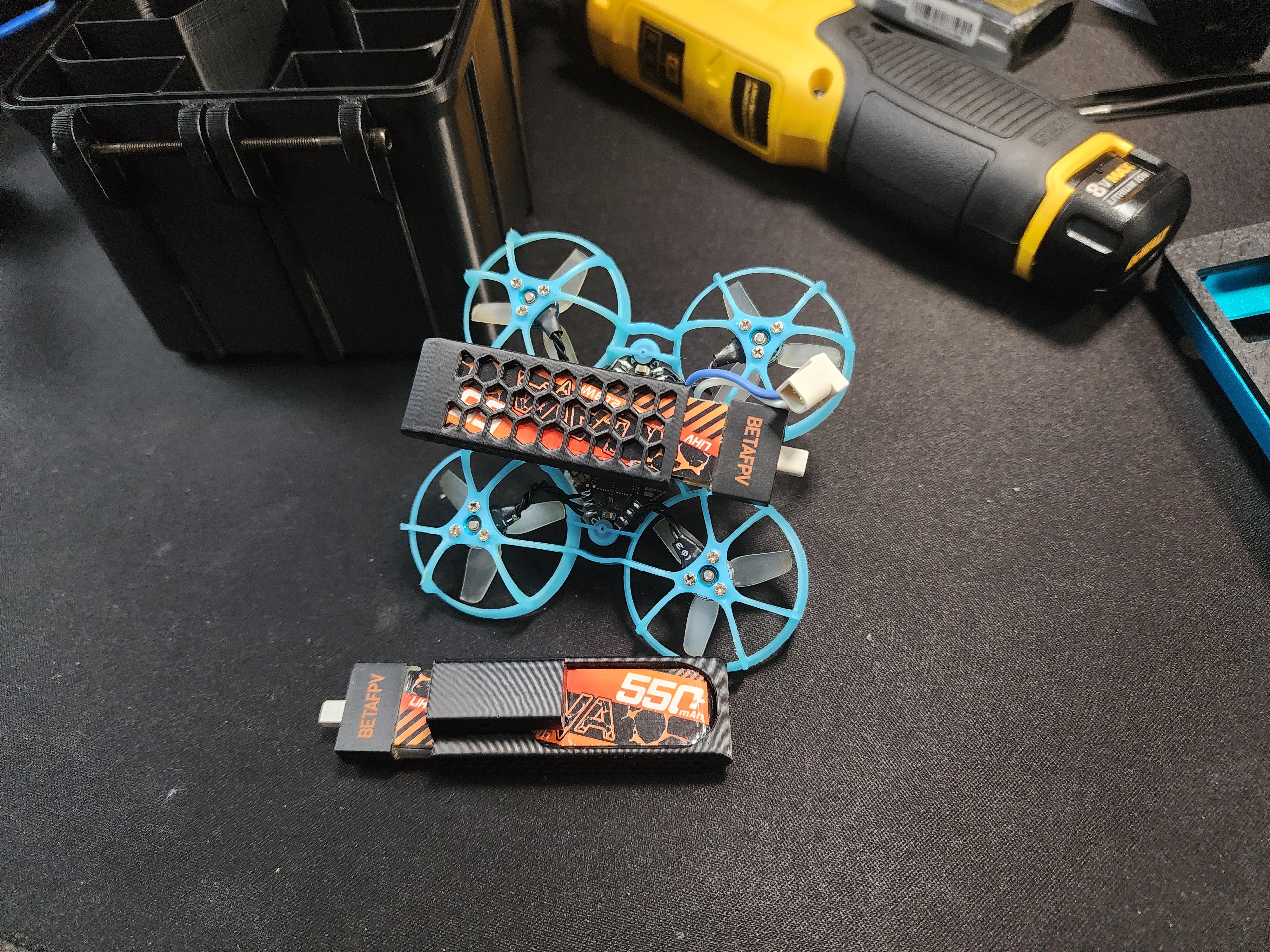 BetaFPV Lava 550mah protector cage and air65 adapter