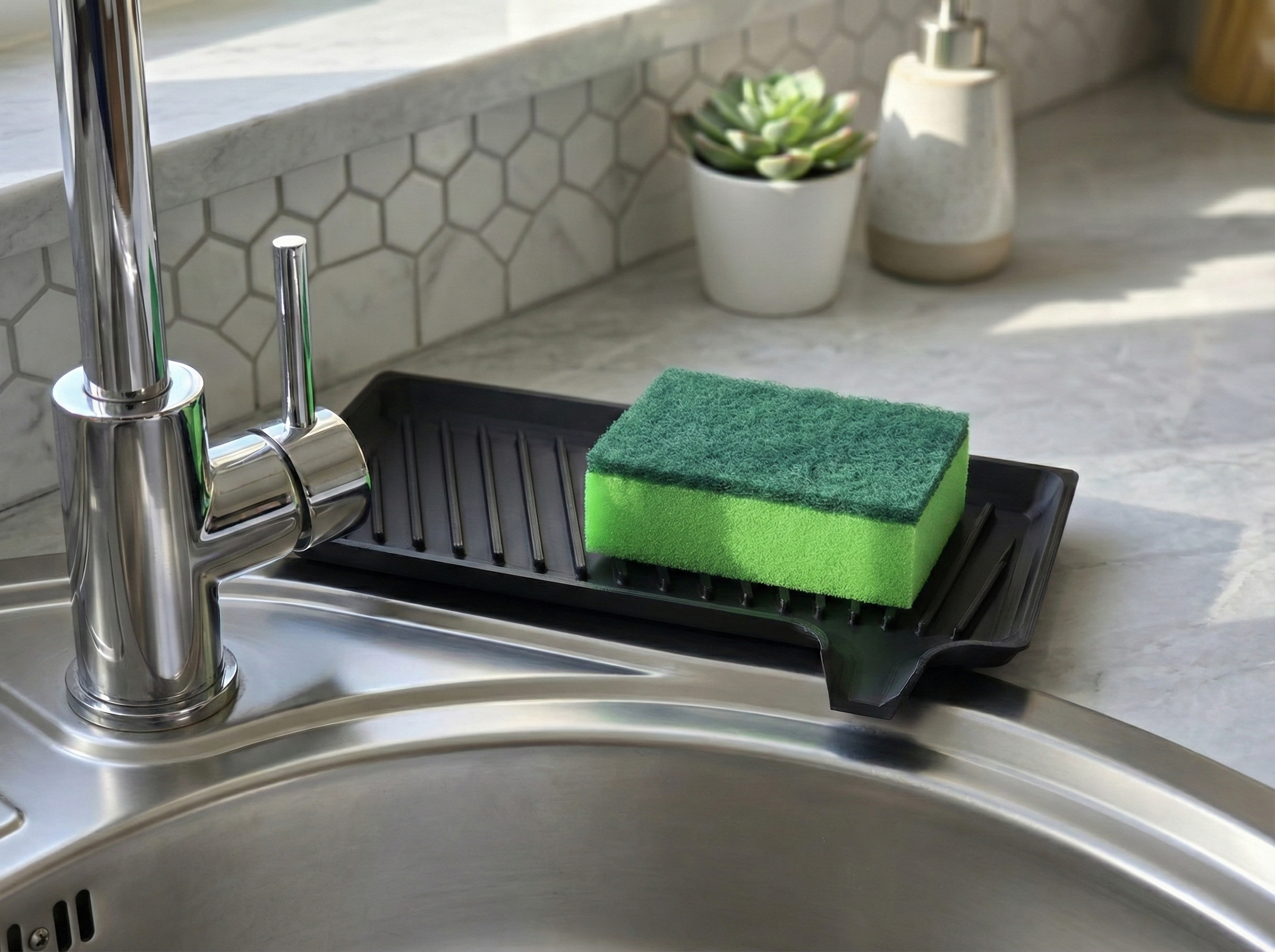 Self-Draining Kitchen Sponge & Washcloth Holder 3D model