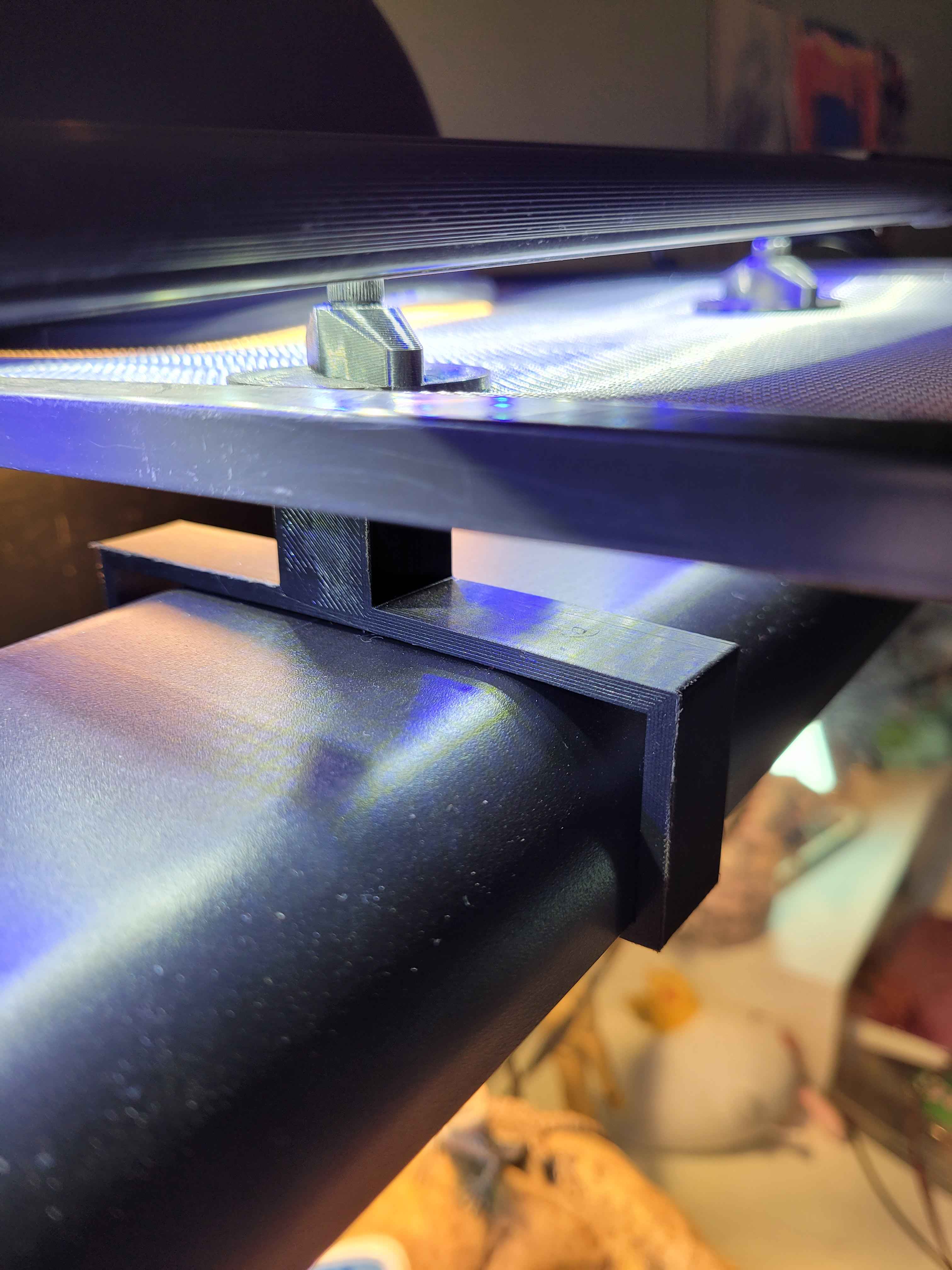 Exoterra uvb light holder