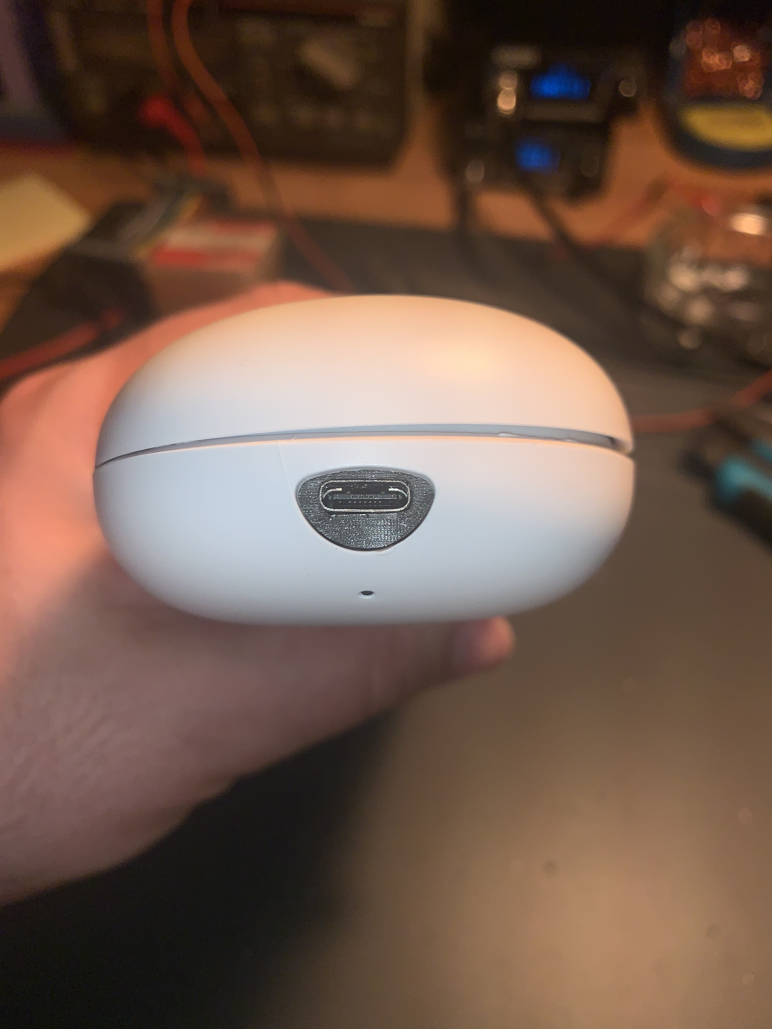 Oral-B iO USB-C Travel Case Mod (12V PD, No Proprietary Charger)
