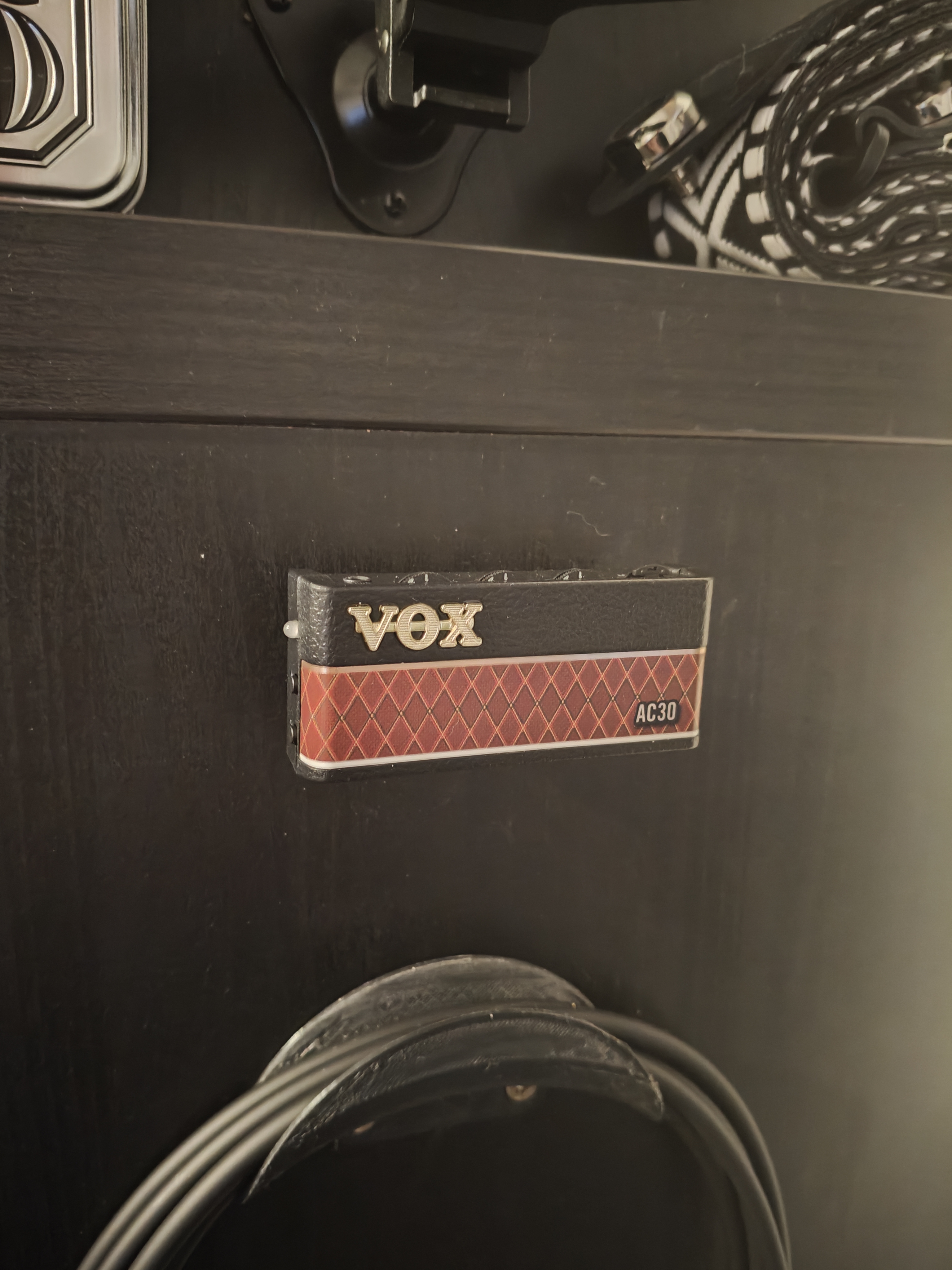 Vox amPlug Wall Mount