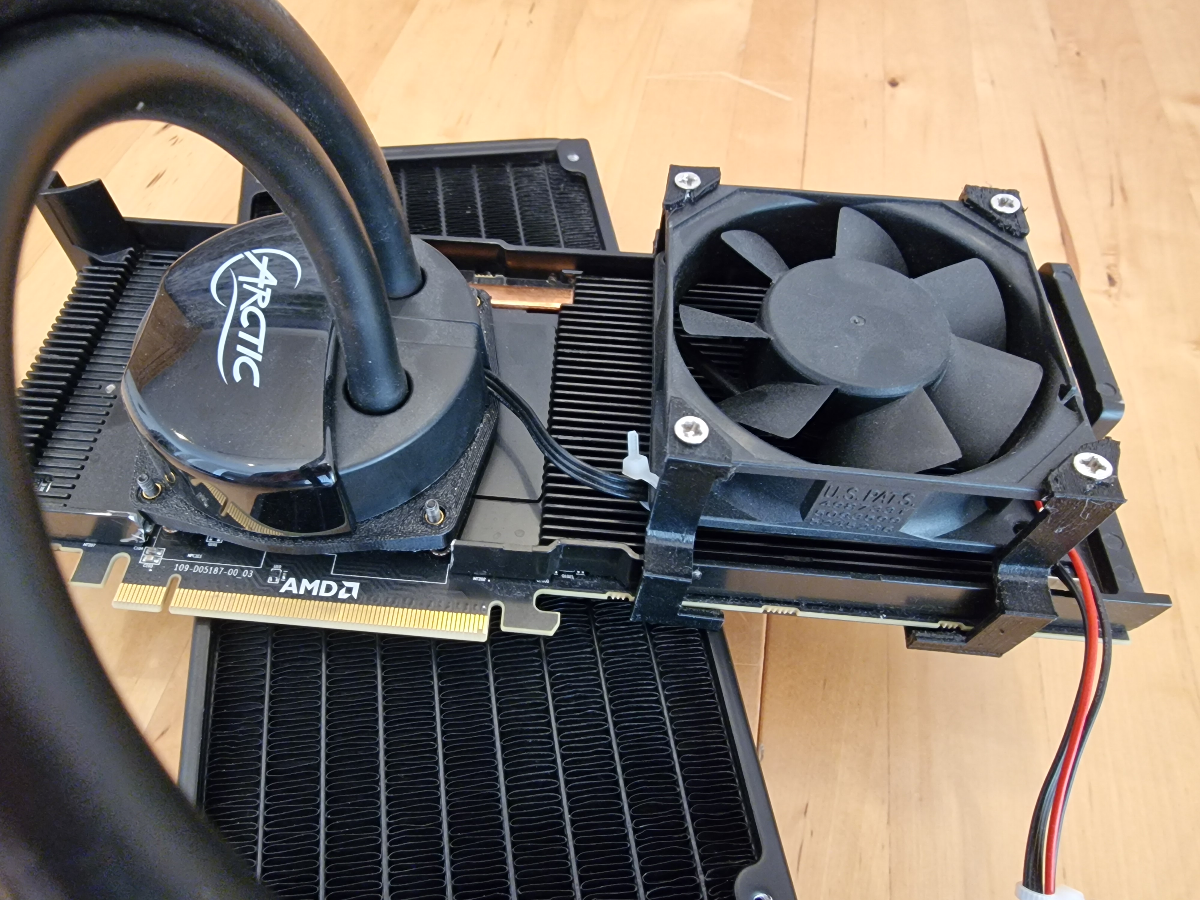 Arctic Liquid Freezer Bracket for Instinct MI25