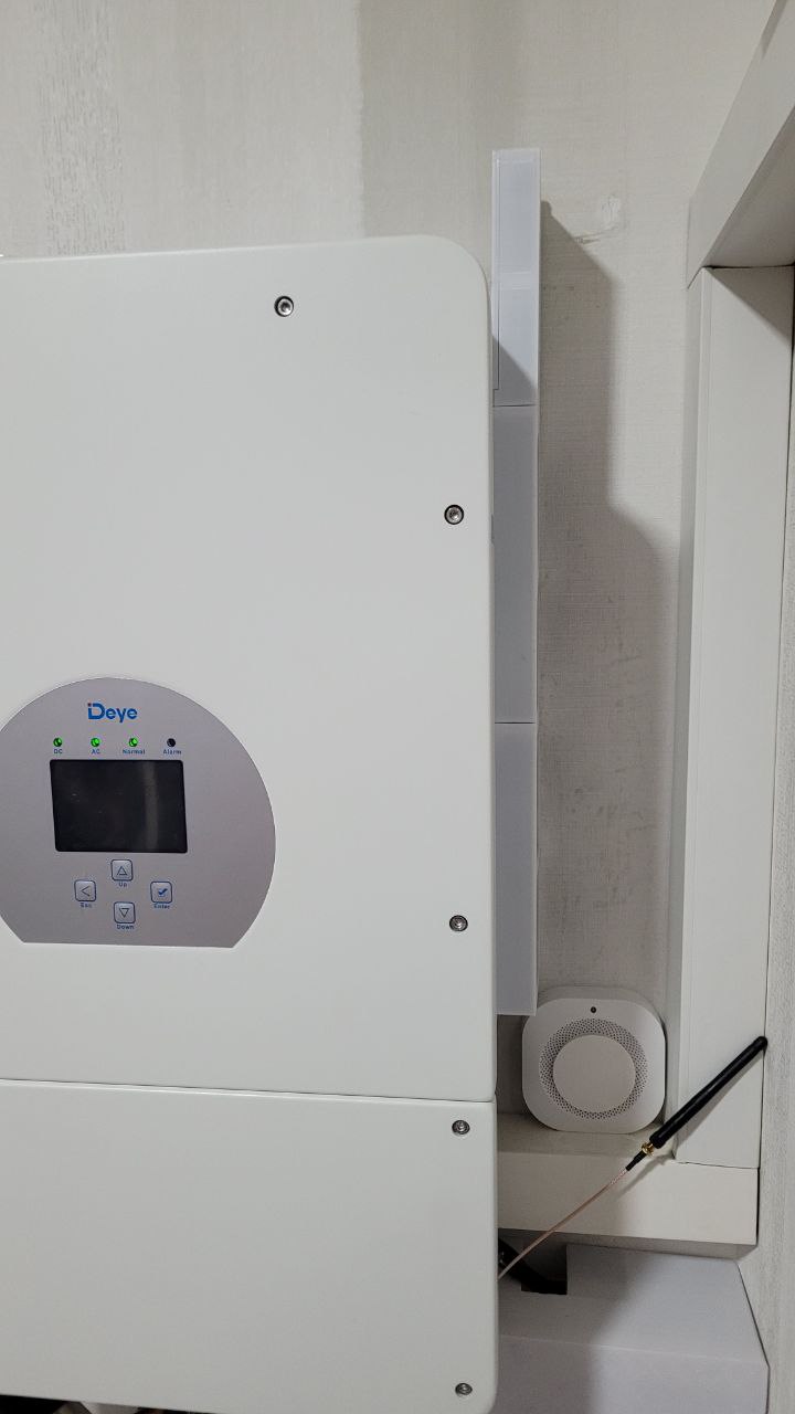 Deye 8 kWt inverter exhaust mount