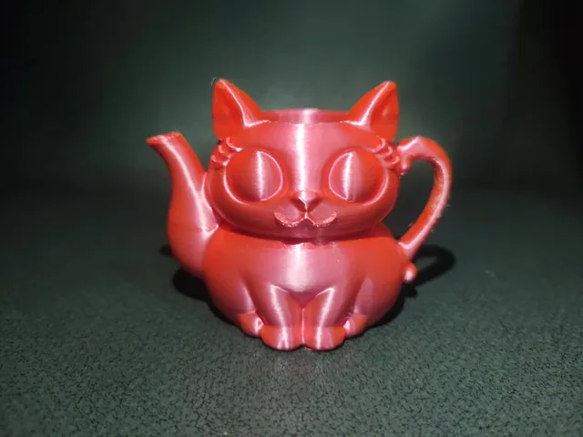 Adorable Sitting Cat With Big Eyes And Curled Tail Teapot