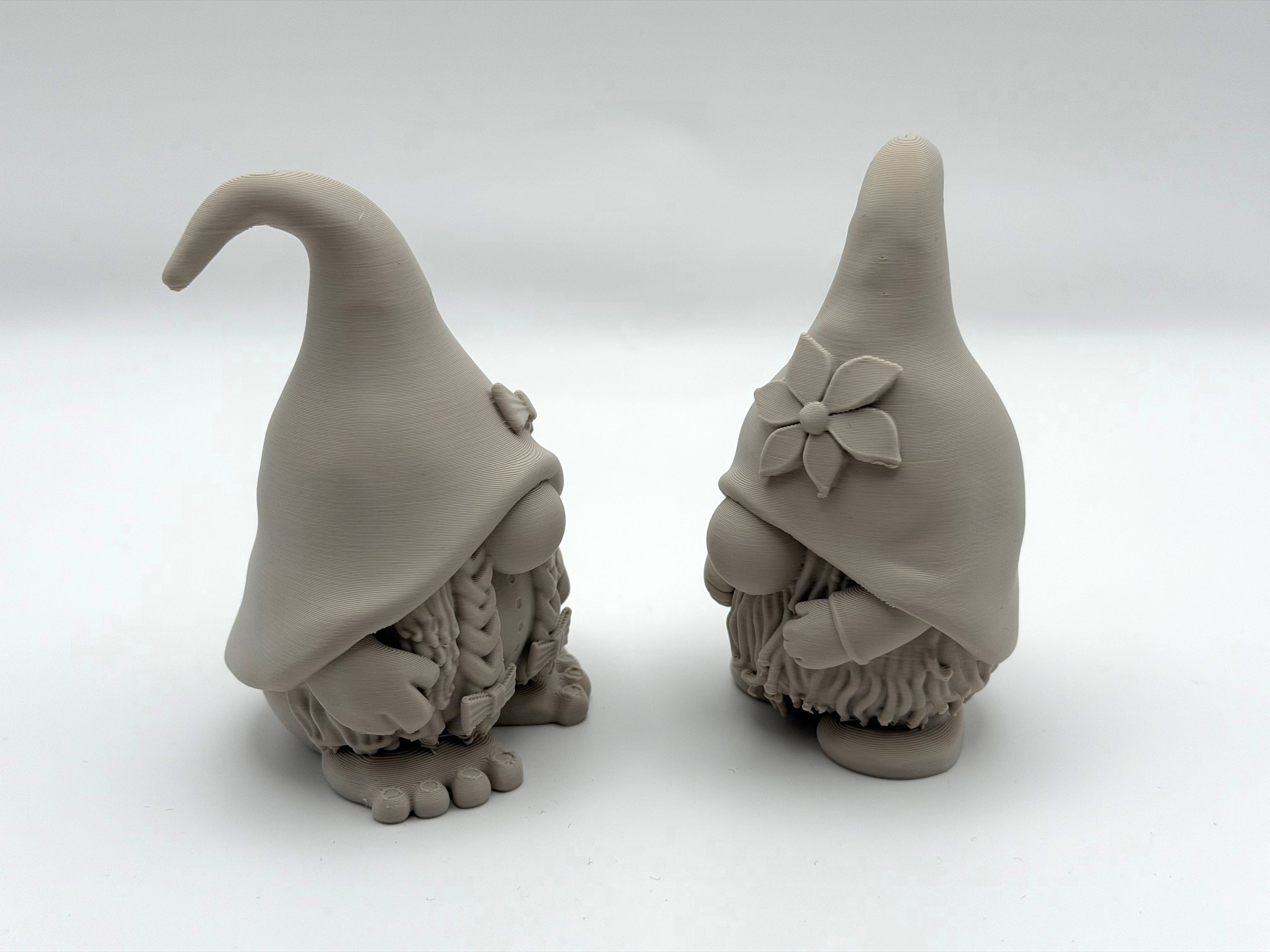 Miniatura 4 do modelo 3D Cute Gnomes Couple