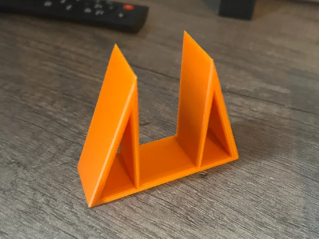 Upright Laptop Stand