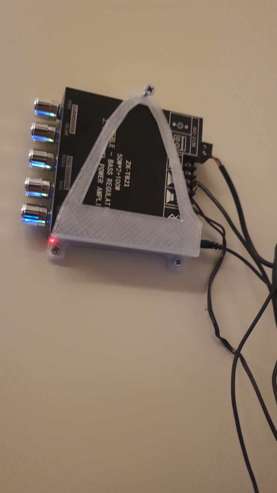 ZK-MT21/BT21 mini amplifier mounting