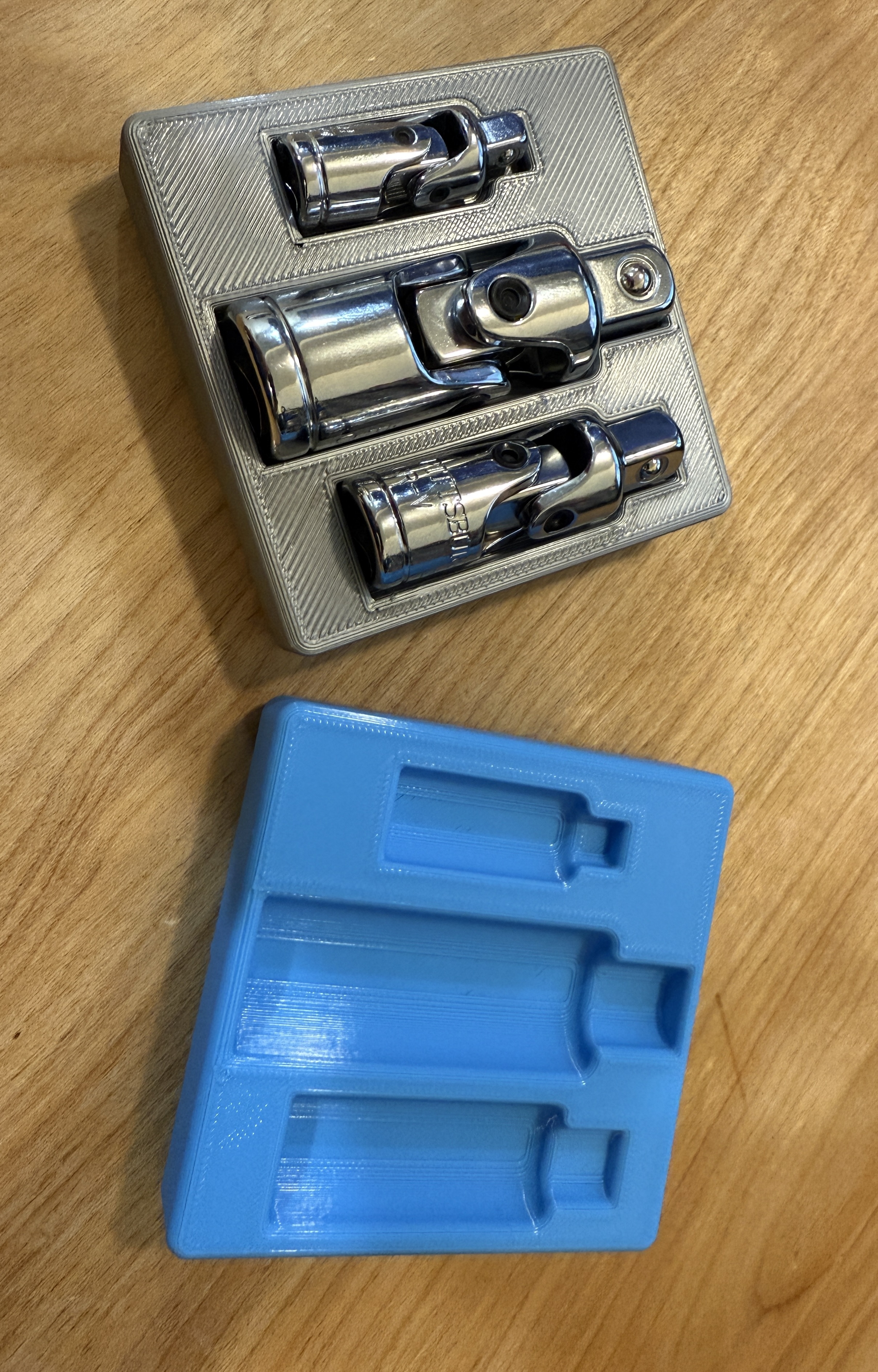 Miniatura 3 do modelo 3D Gridfinity PITTSBURGH Universal Joint Socket Adapter