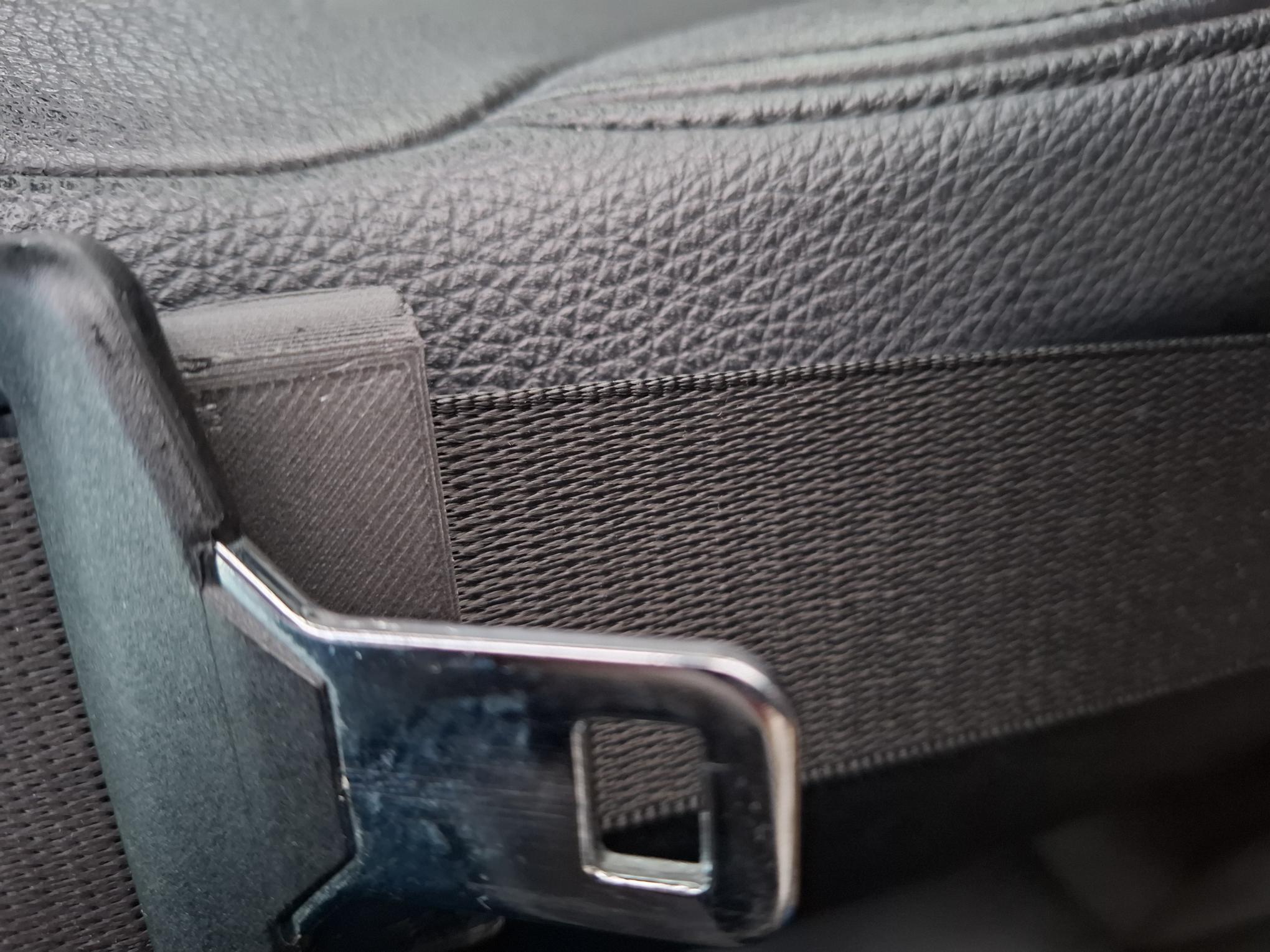 Car Belt Clip(per) /Autogurtklipper