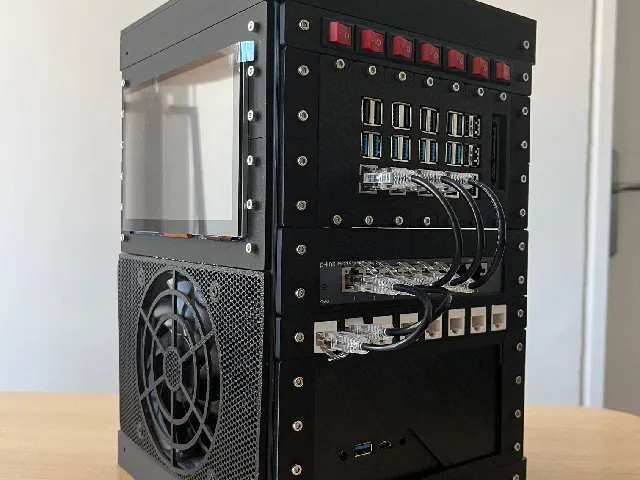 Microlab 2 - Mini Modular Home Server Rack