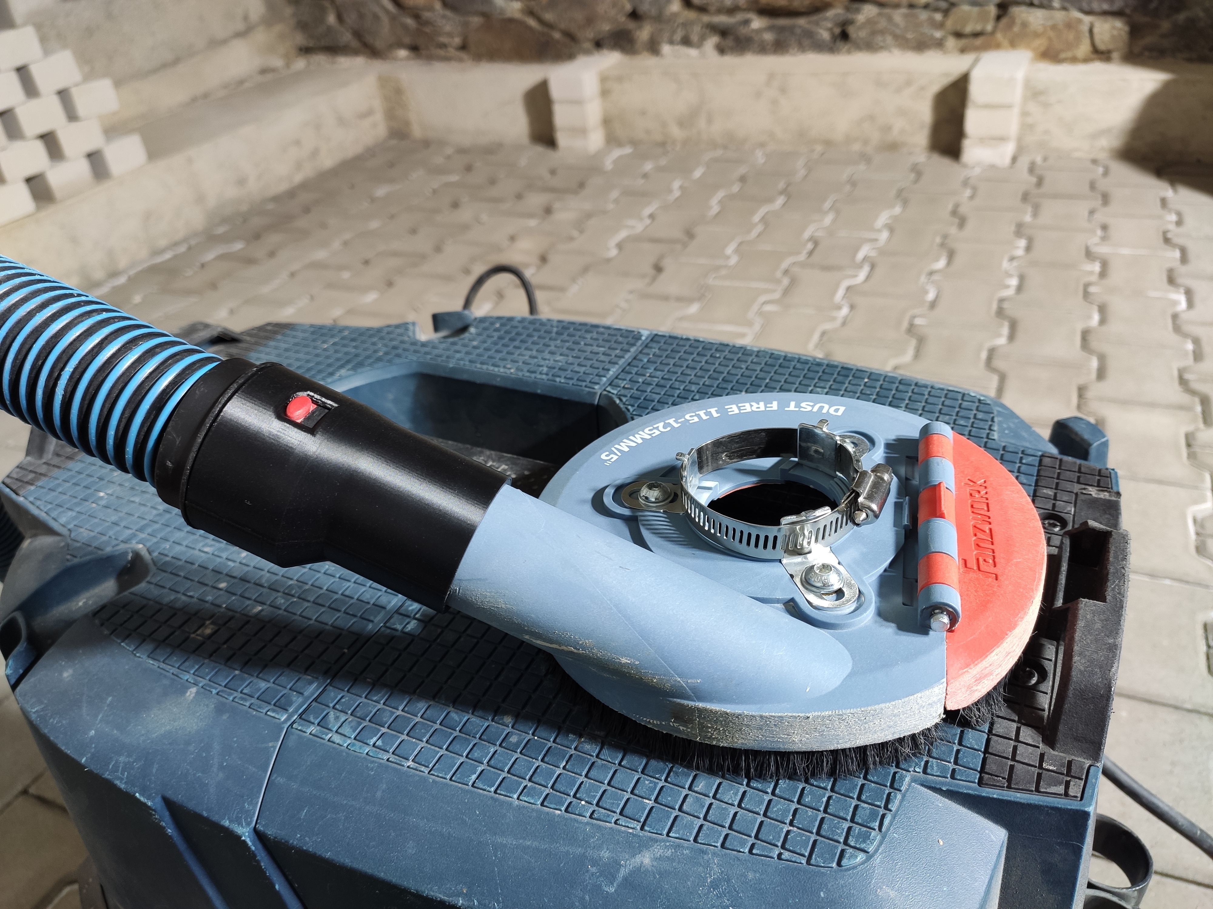 FANZWORK extraction hood for angle grinders to Bosch Click & Clean