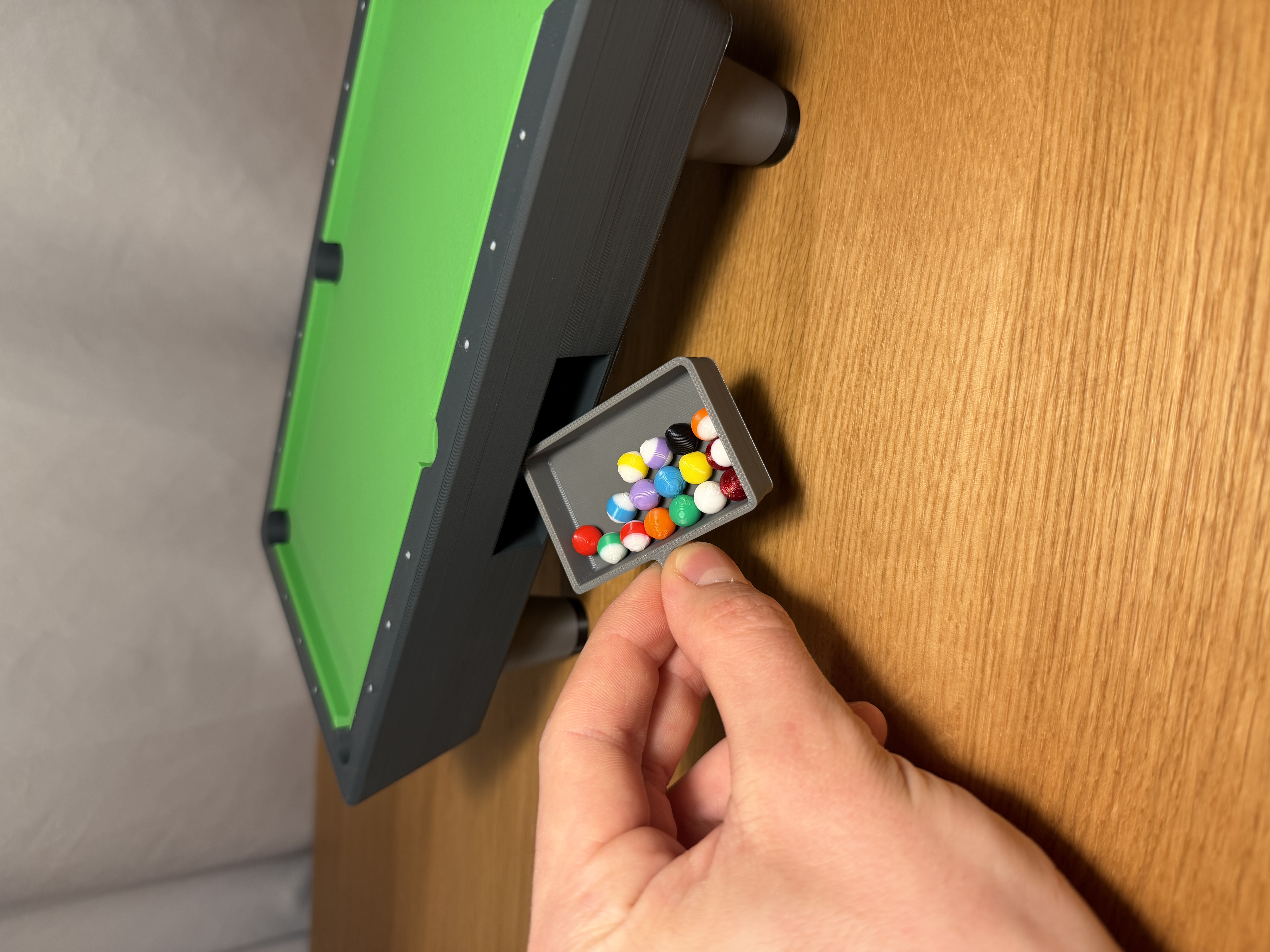 Miniatura 7 do modelo 3D Mini Tabletop Pool Table
