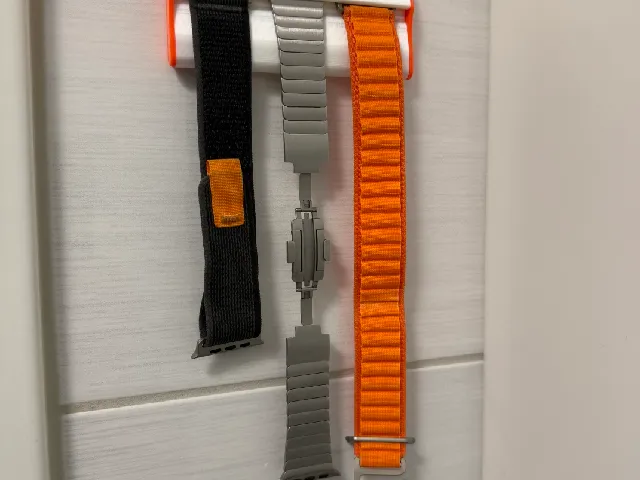 Apple Watch band holder