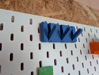 Hanger with fold-out hooks