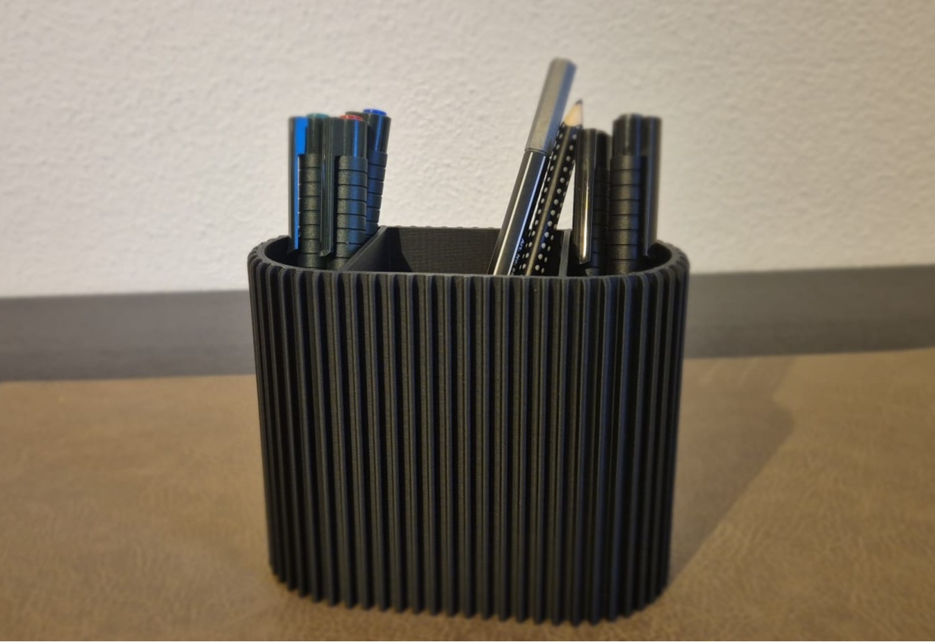 Modern Pencil Holder – Minimalist Desk Organizer