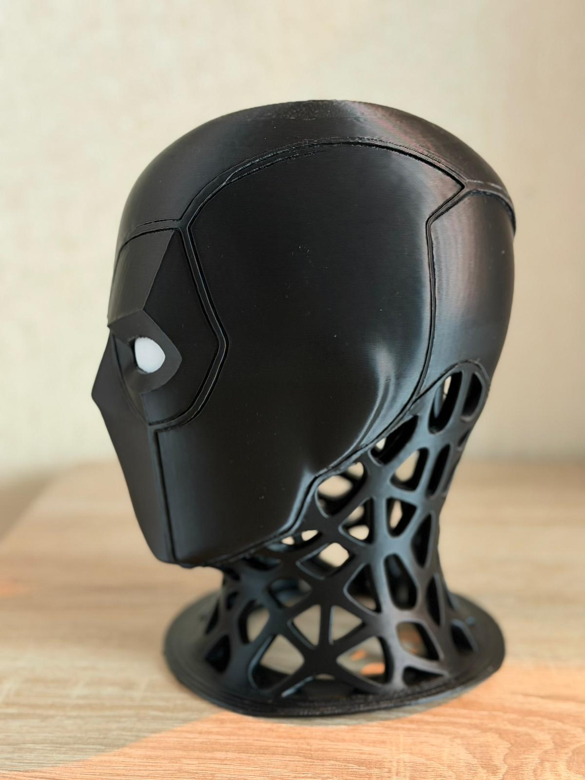 Miniatura 4 do modelo 3D Headphone stand - Deadpool