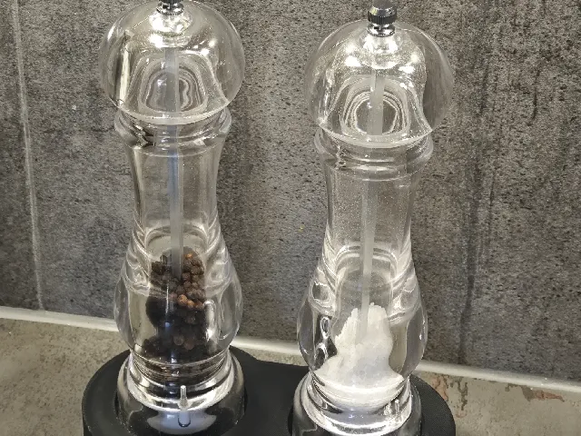 Plate for salt and peper grinder of 60mm