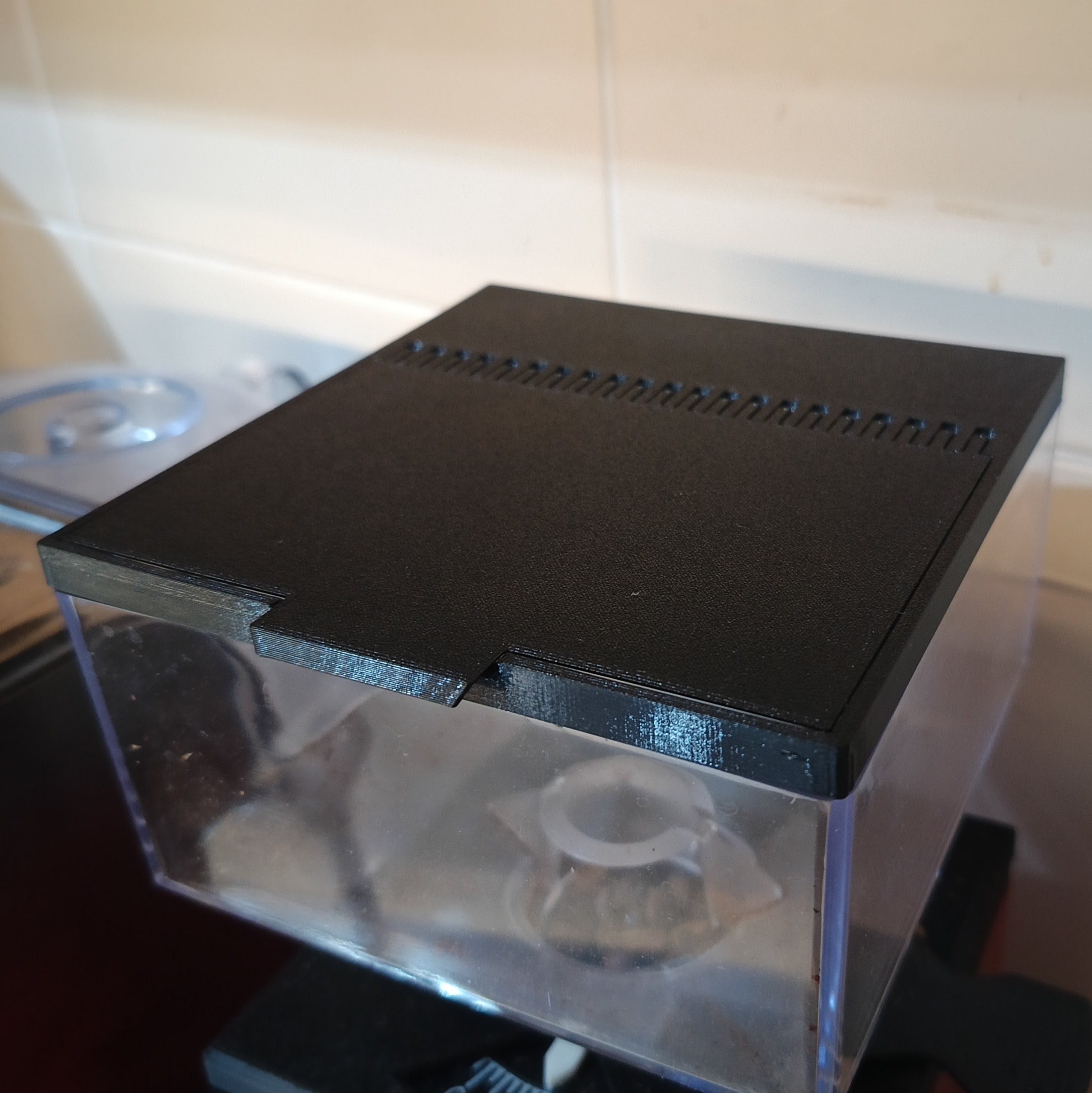 Eureka Mignon Silenzio Easy Open Lid