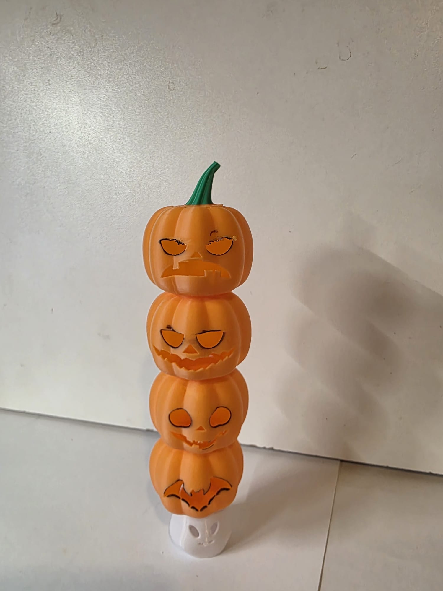 Miniatura 3 do modelo 3D Halloween Pumpkin & Ghost Stackable Decor 3D Model