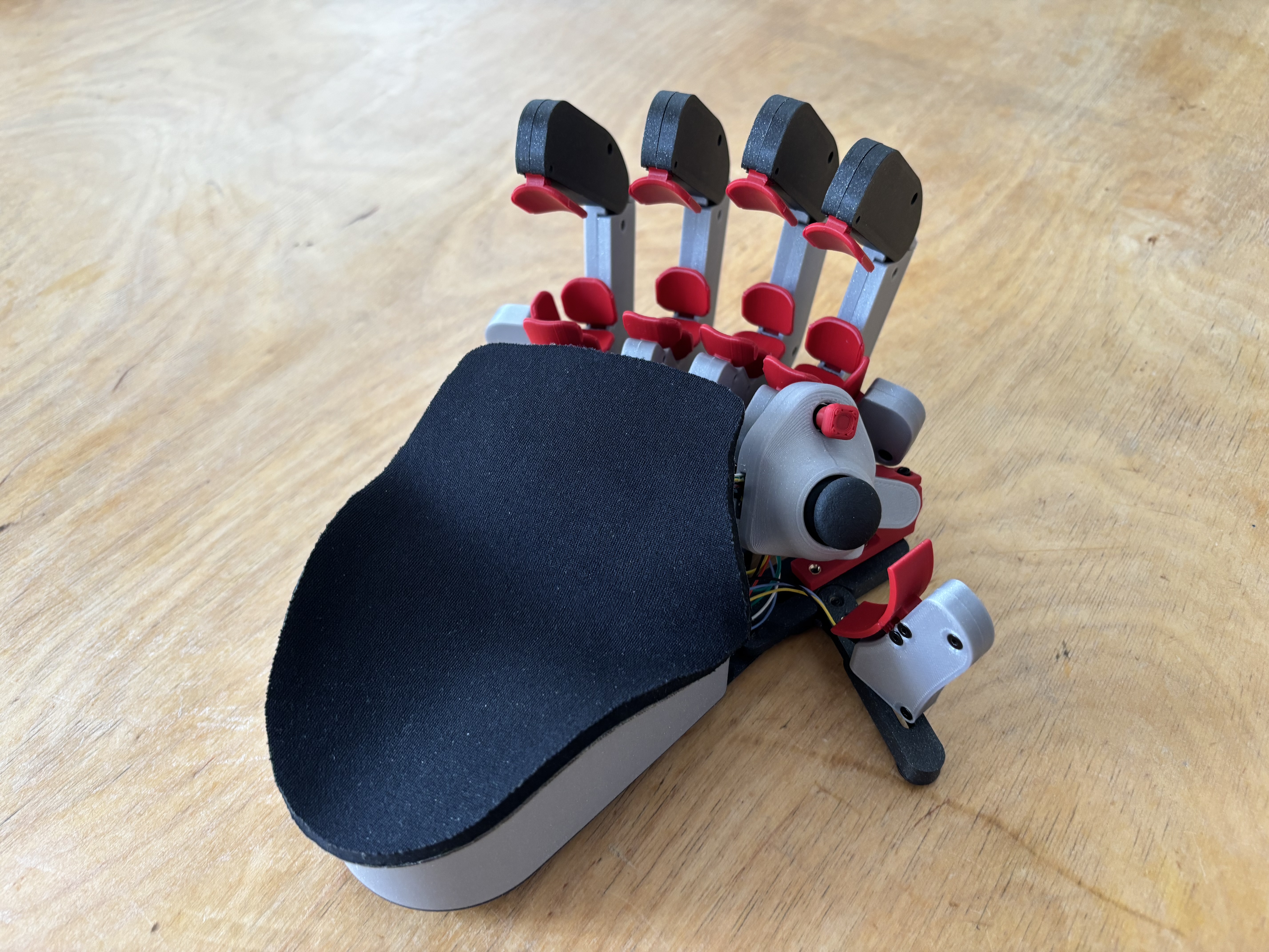 Miniatura 2 do modelo 3D Cyborg Ergonomic Keypad