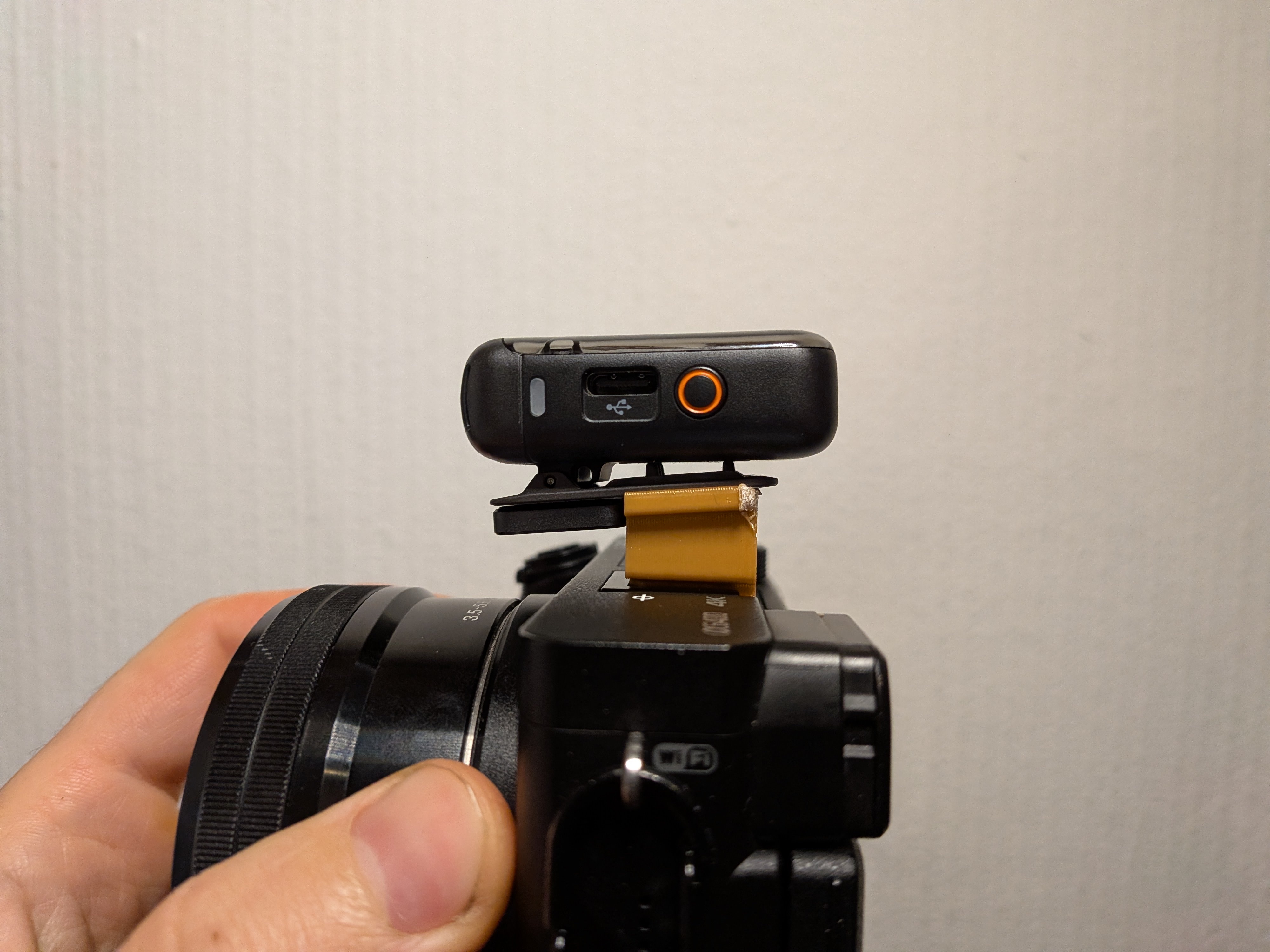DJI Mic hot shoe mount
