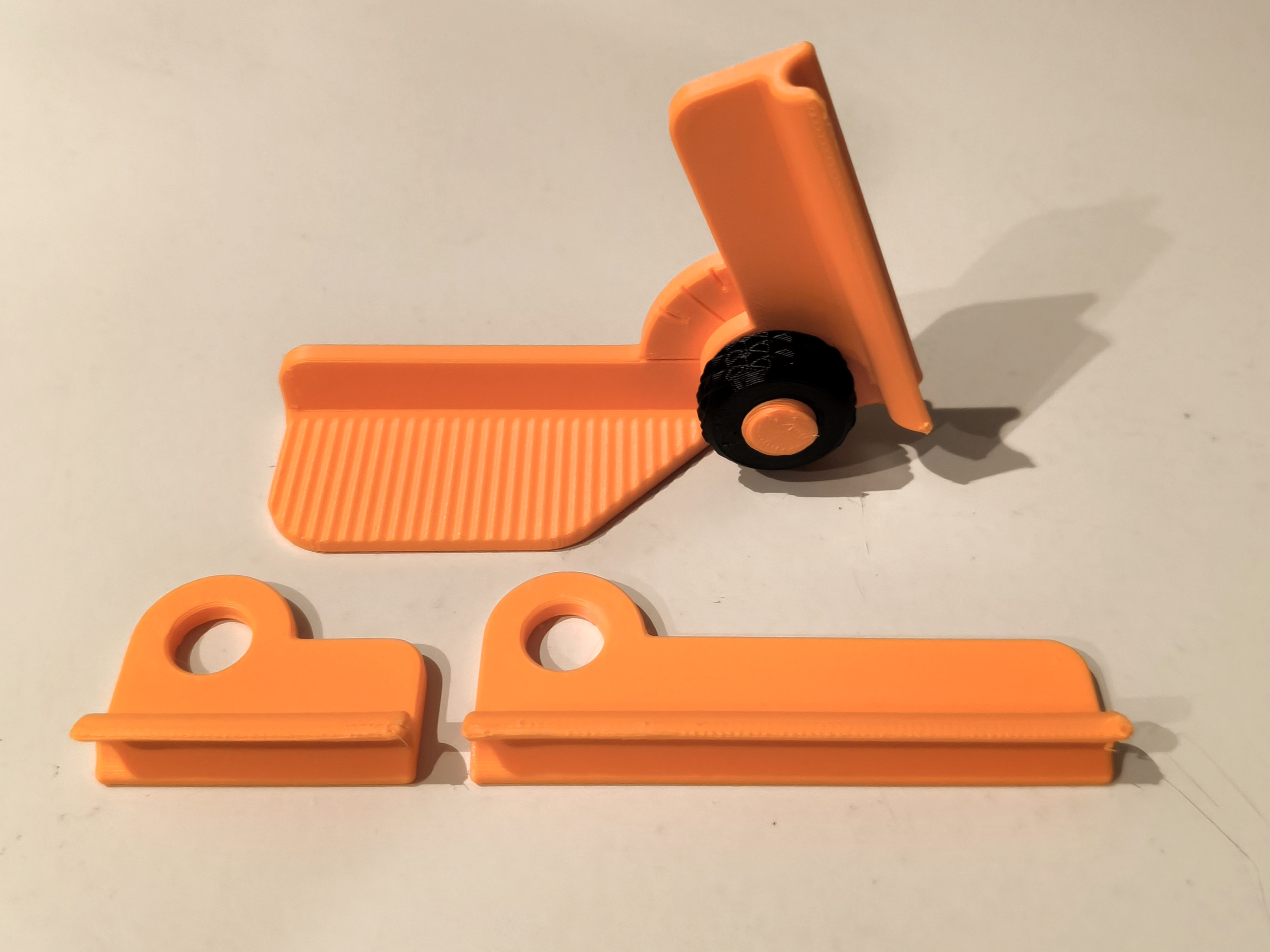 Miniatura 2 do modelo 3D Drill Angle Guide