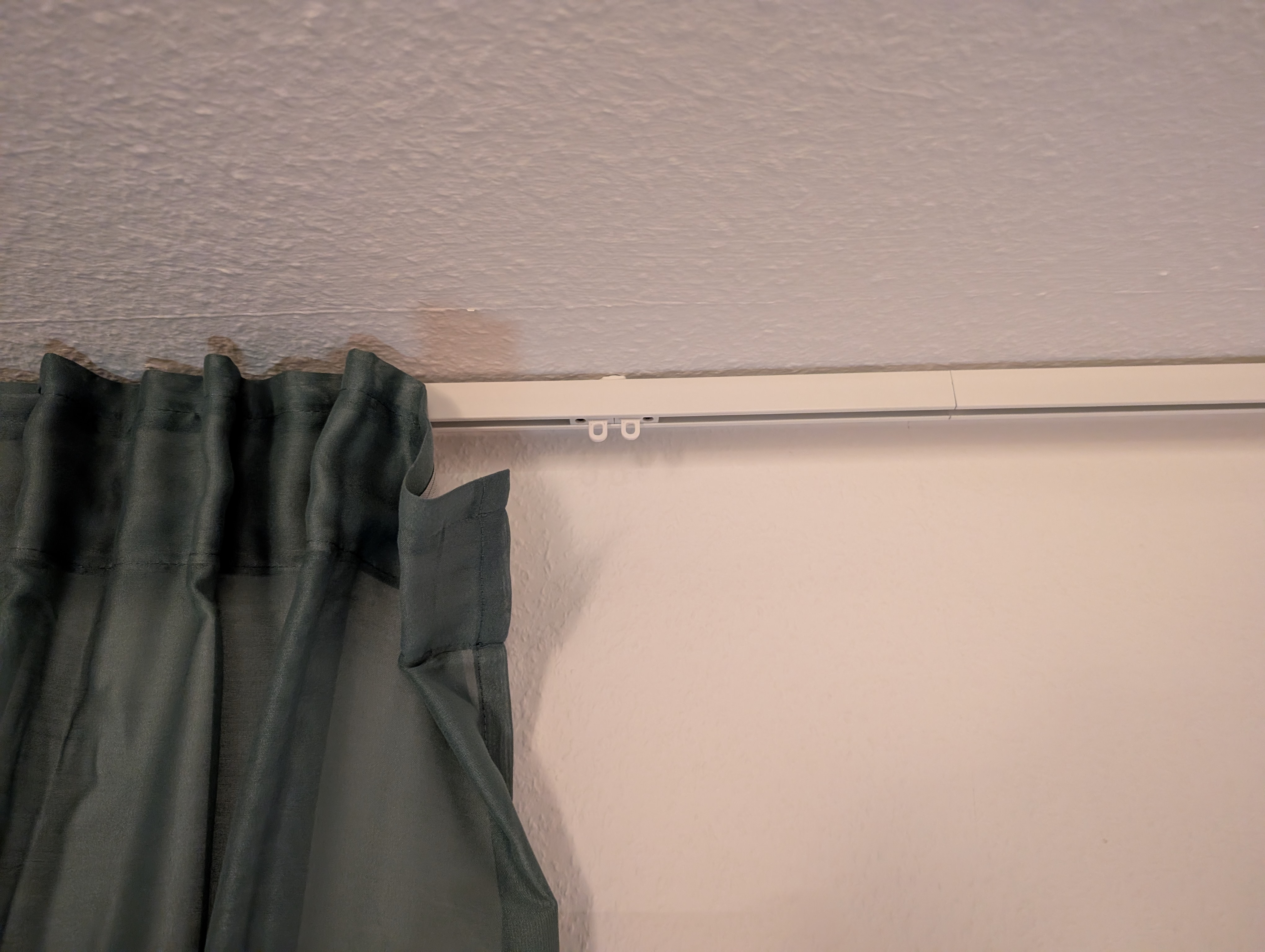 Ikea Vidga curtain stop - in rail