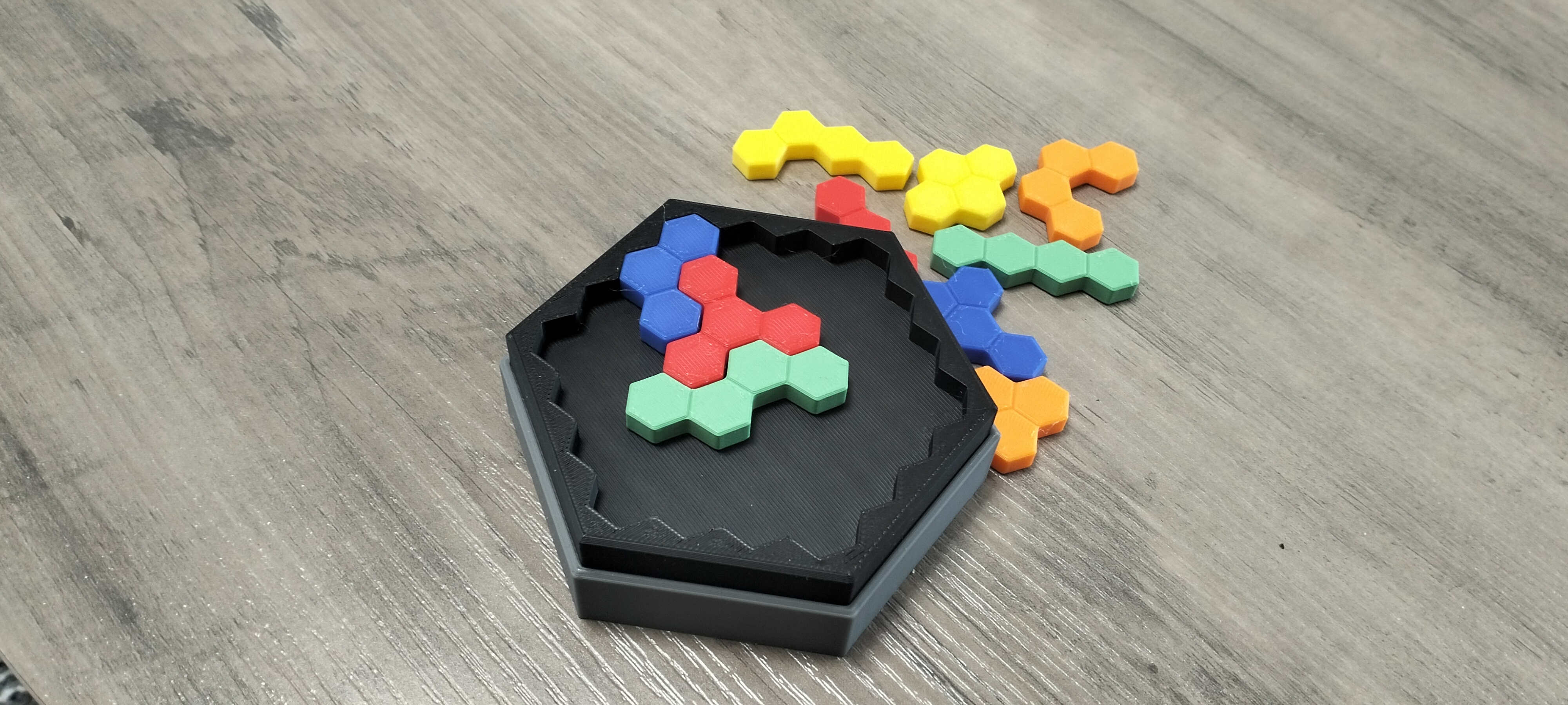 Honeycomb puzzle