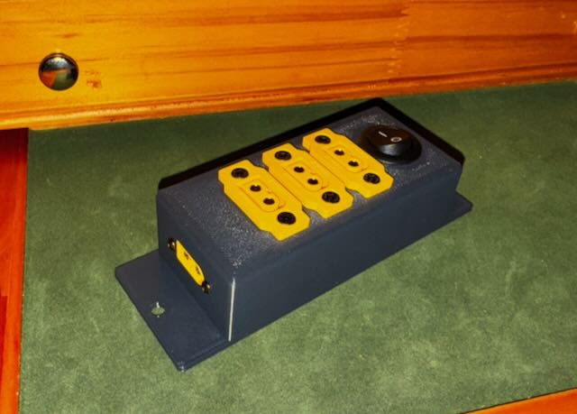 Power Strip / Power Distribution for XT60 Connectors - Multiple Sizes & Configurations - OpenSCAD
