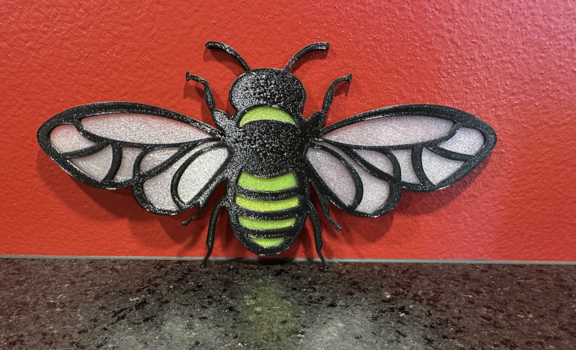 Bee / Abeille