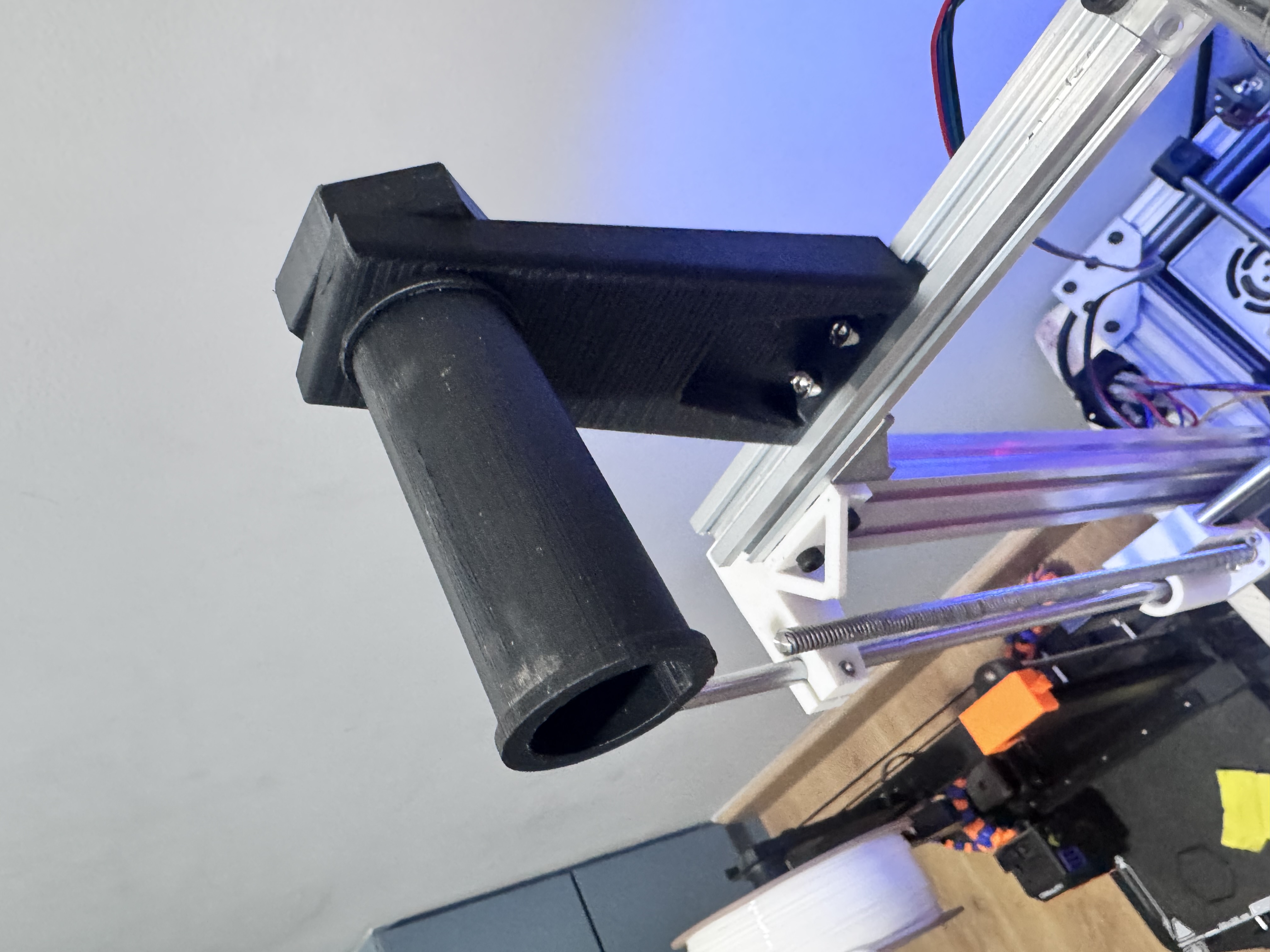 Universal Spool Holder! Mounted on top of Frame | Works with 2020 extrusions/or any other frame..