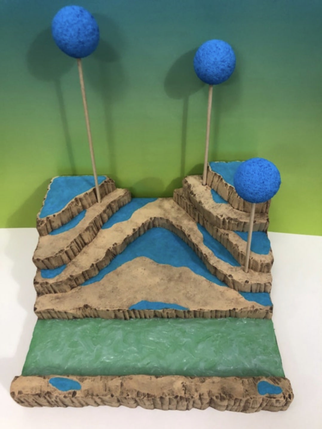 DIORAMA DRAGON BALL PLANETA NAMEK