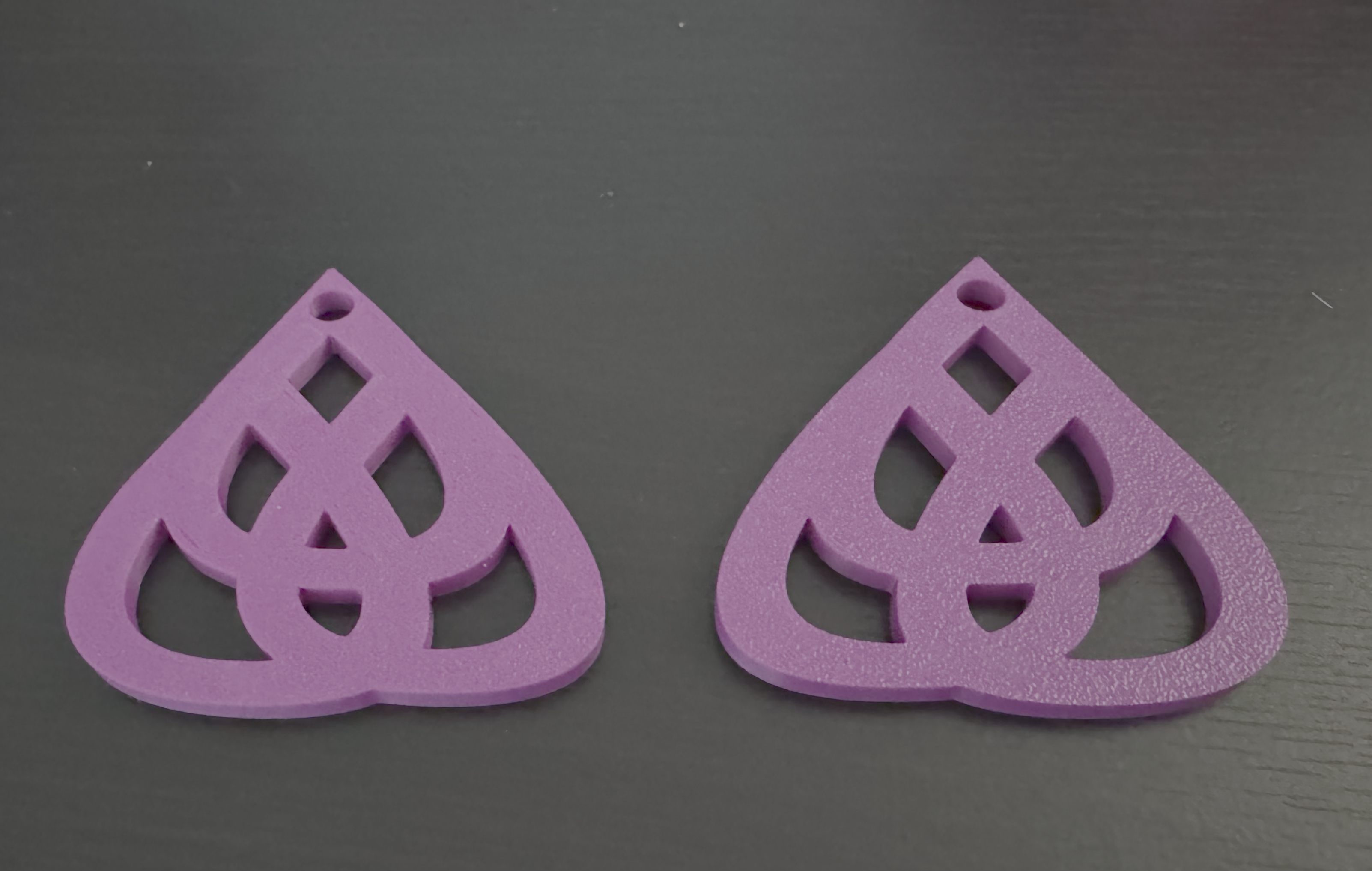 Tear Drop Pattern Earrings