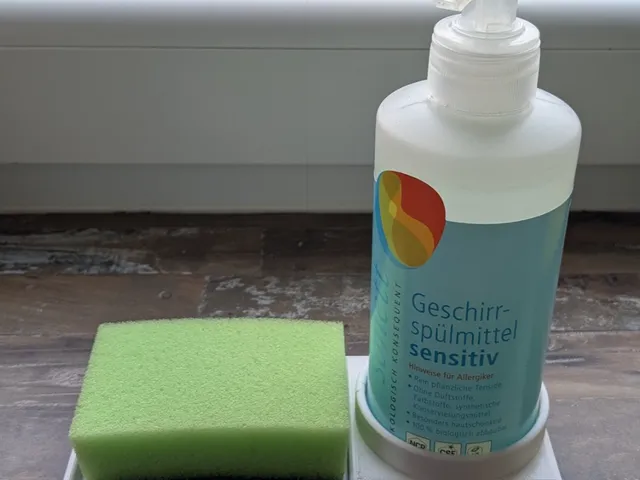 Sponge and Sonett dishwashing liquid holder