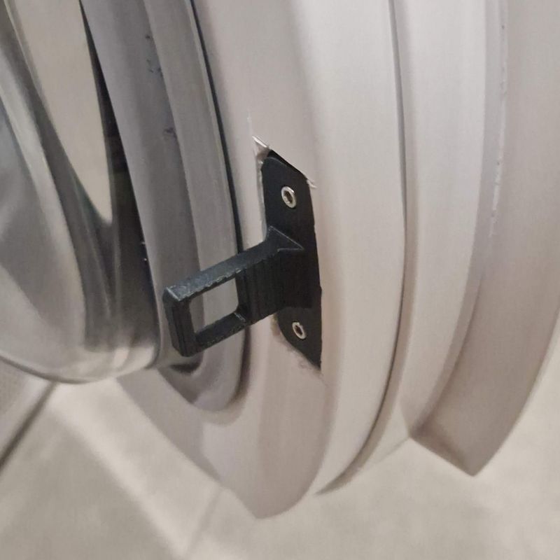 Bosch Dryer Latch by PyroBor | Download free STL model | Printables.com
