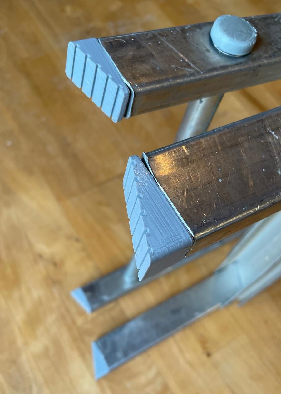Hailo ladder feet replacement
