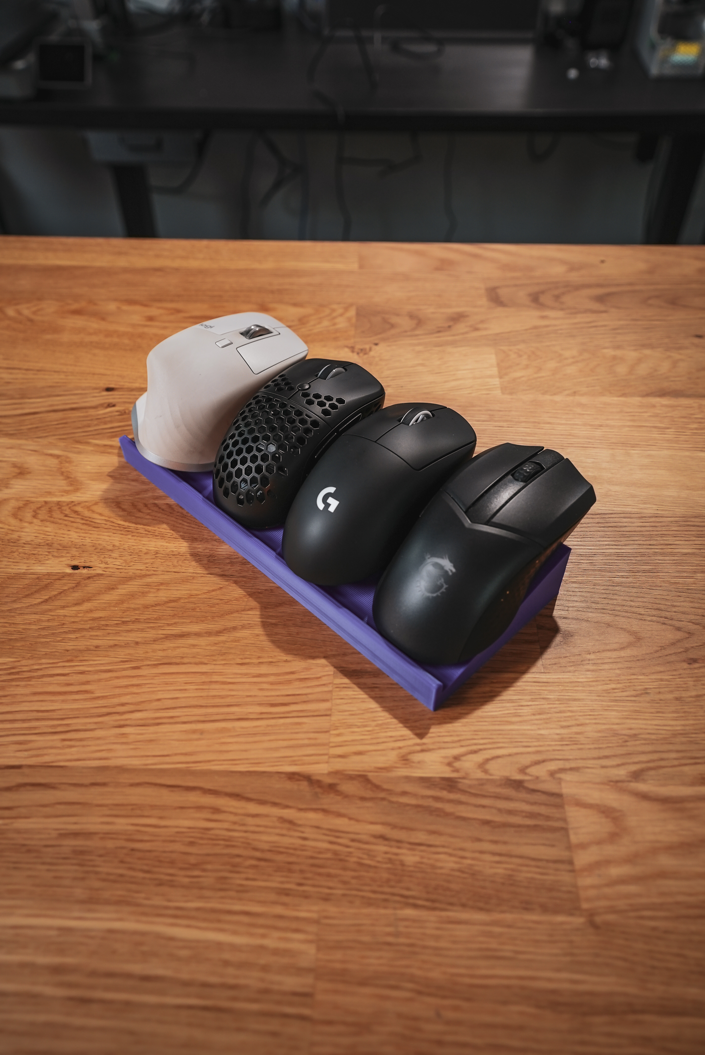 Multi-Mouse Stand with Hidden Dongle Storage