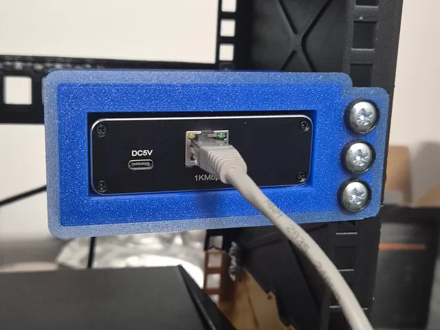 rack 10 inch - mini switch 4 ports