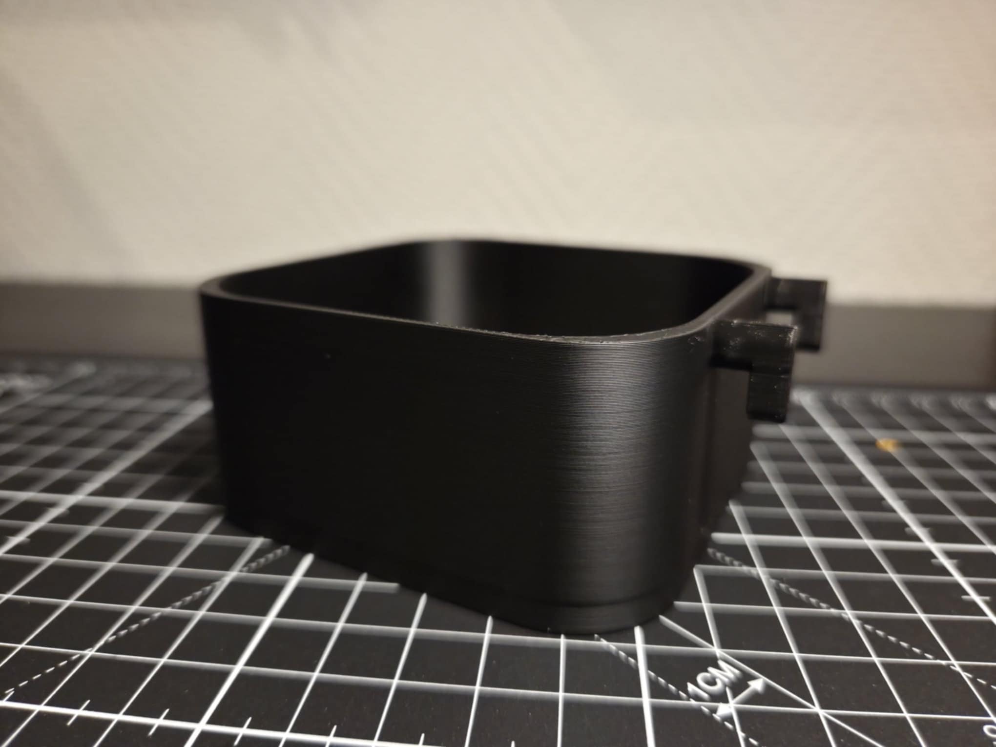 Square bottle holder for Ikea Skadis
