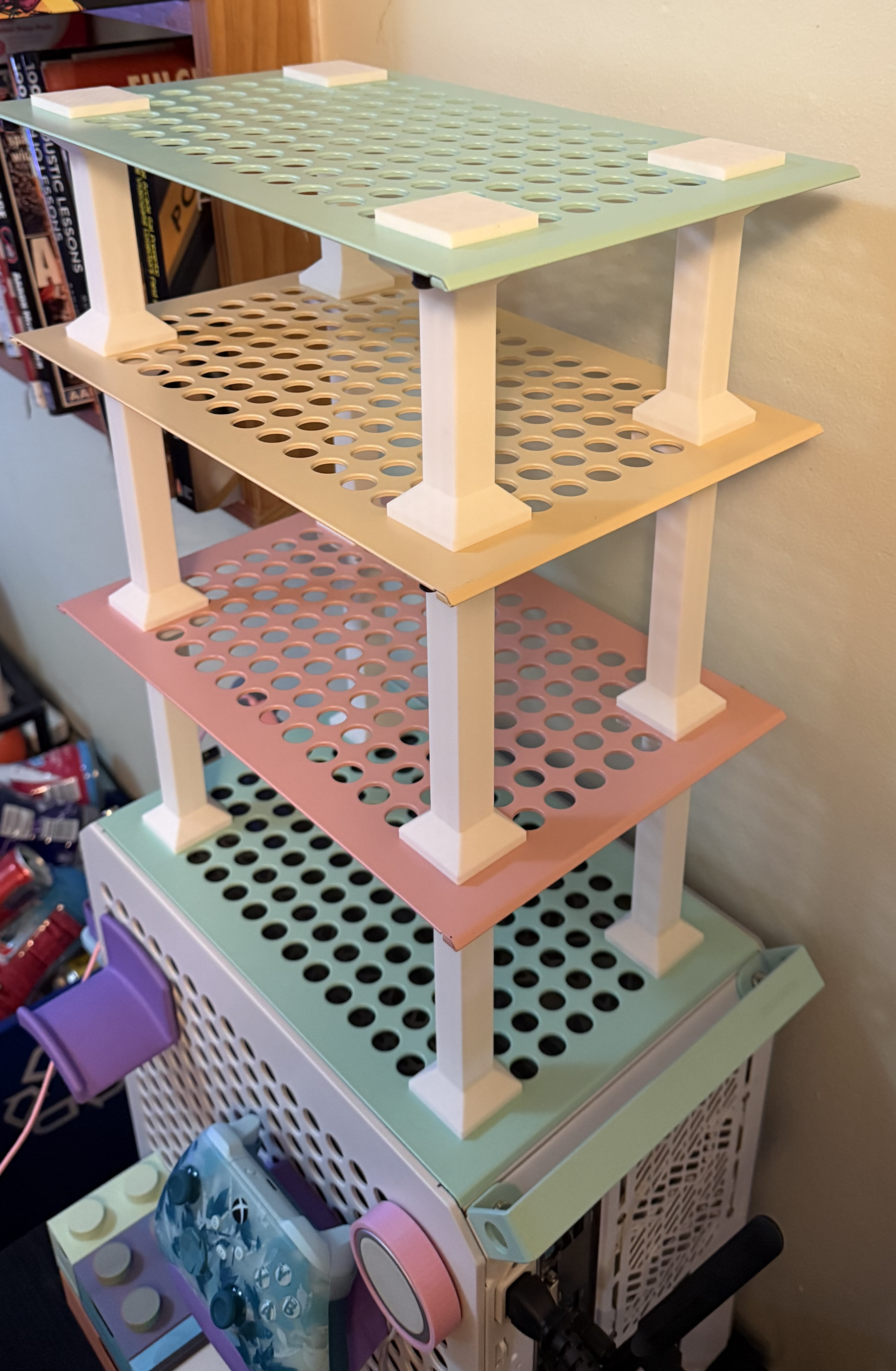 Shelf Leg for Qube 500 Case