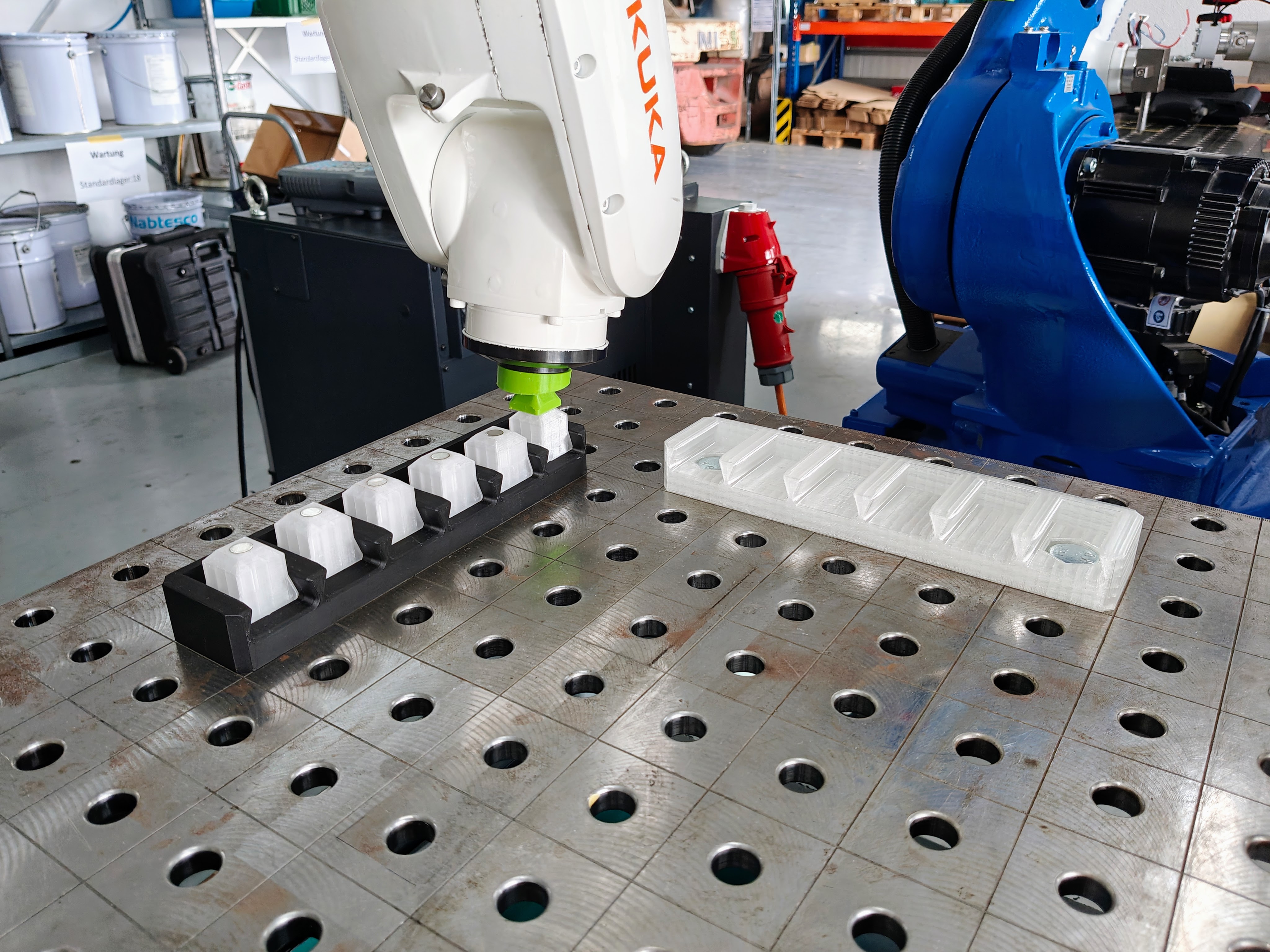magnetic palletizing test for robots