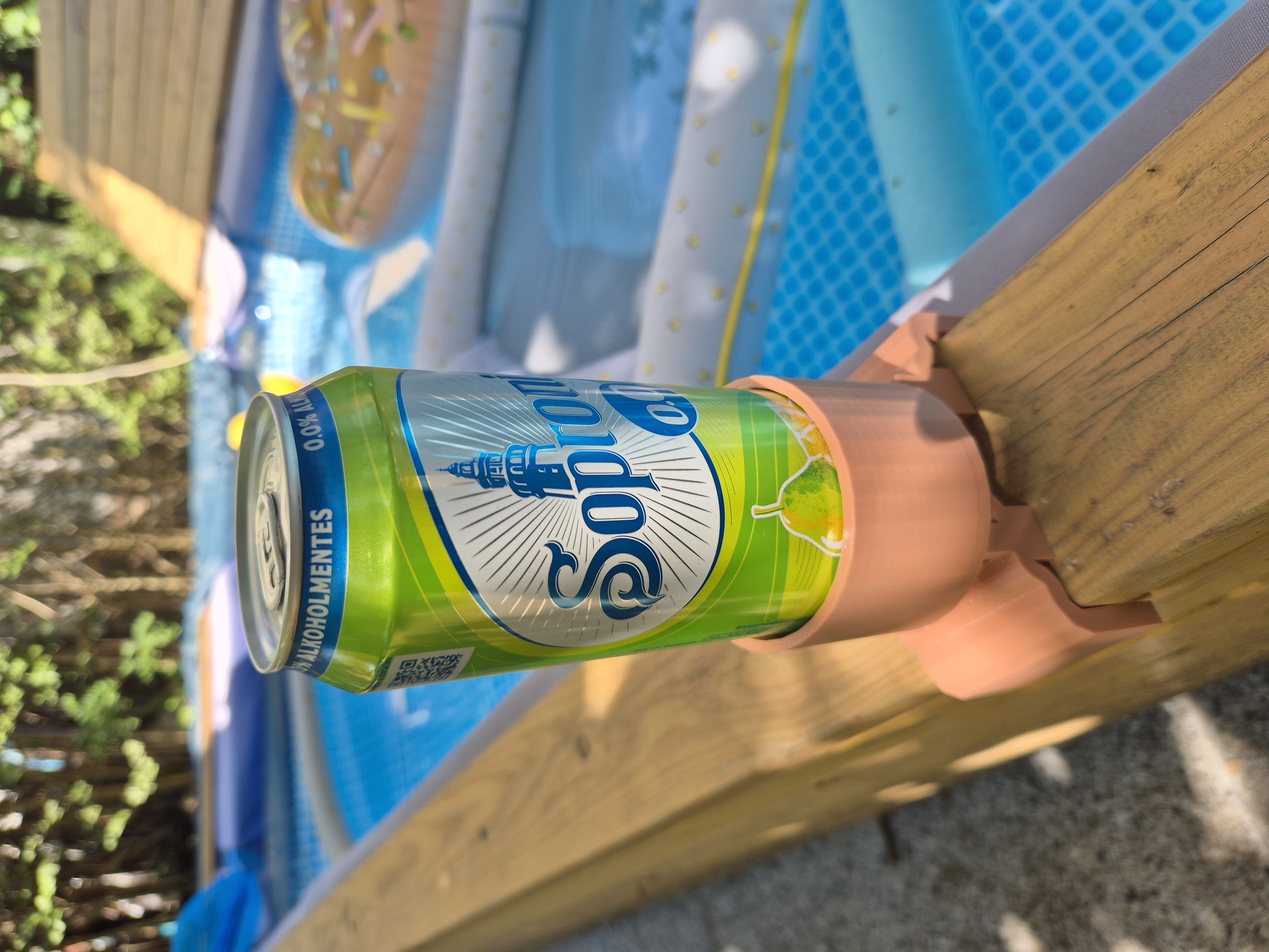 Beer/Drink Holder For Pools