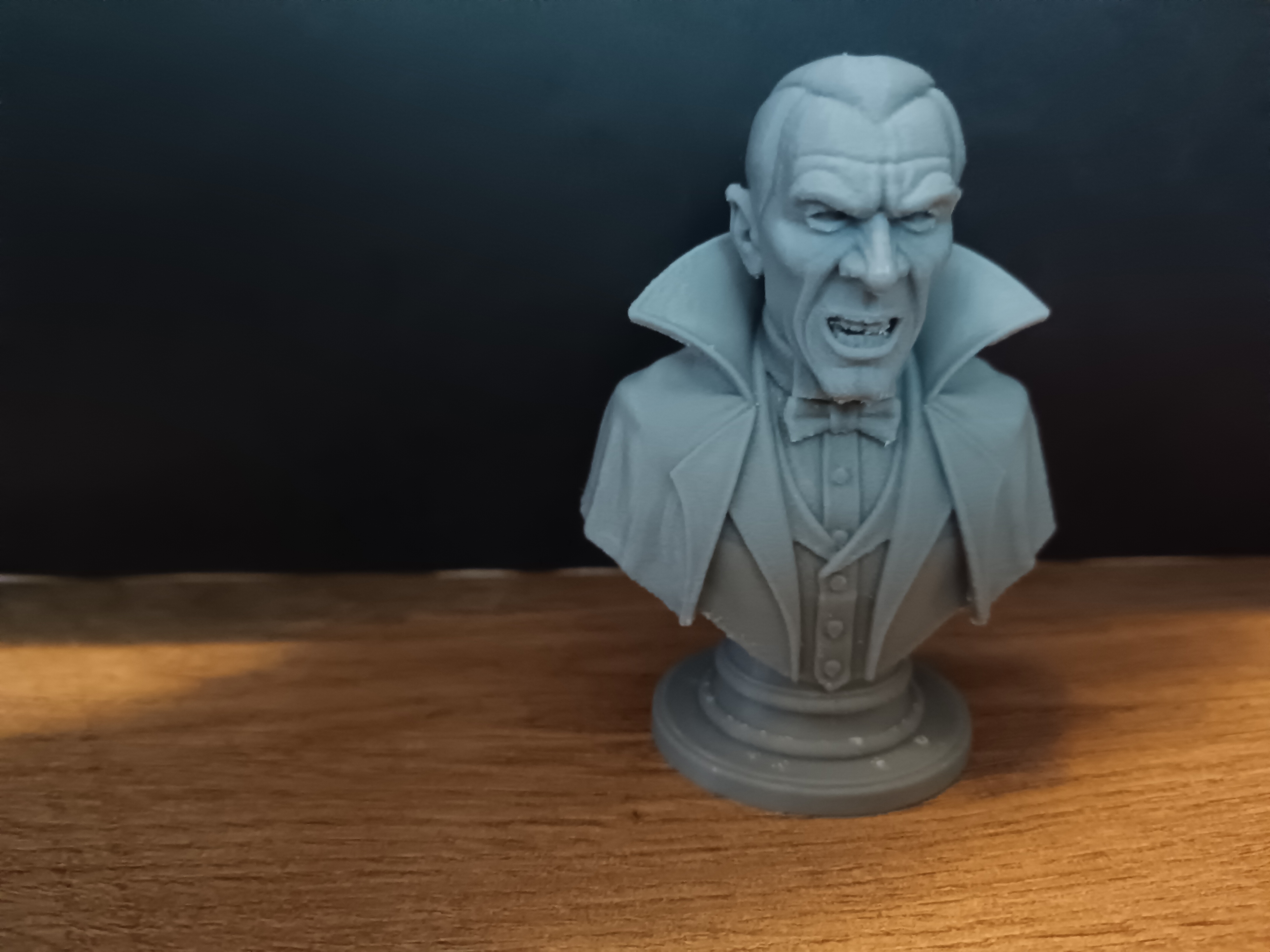 Miniatura 3 do modelo 3D Dracula bust