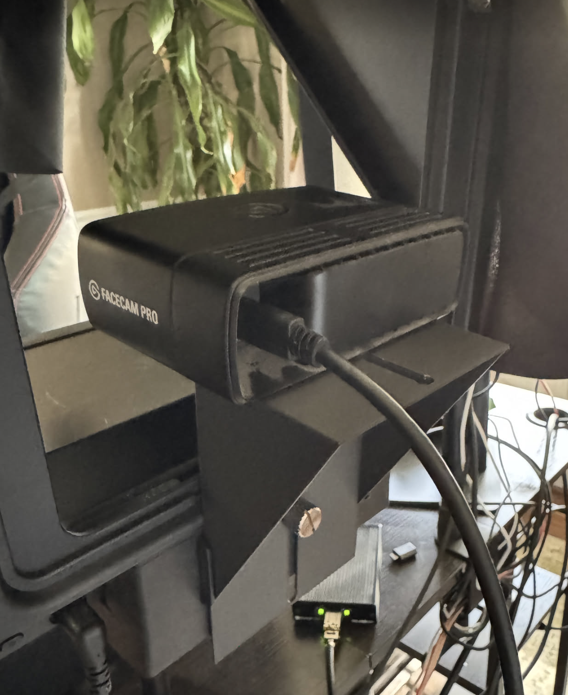 Elgato Prompter XL Shorter L Bracket